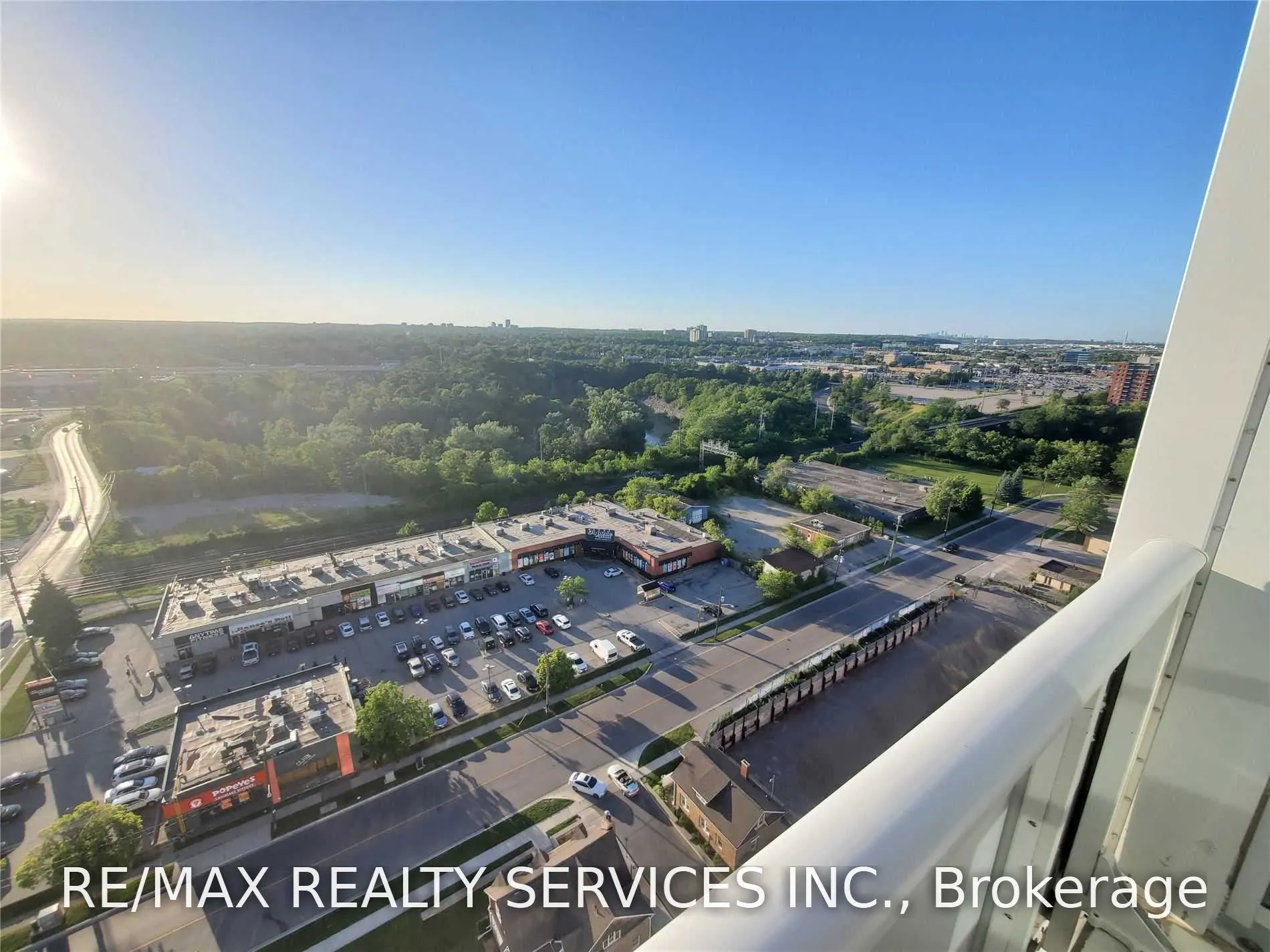 65 Speers Road #1701