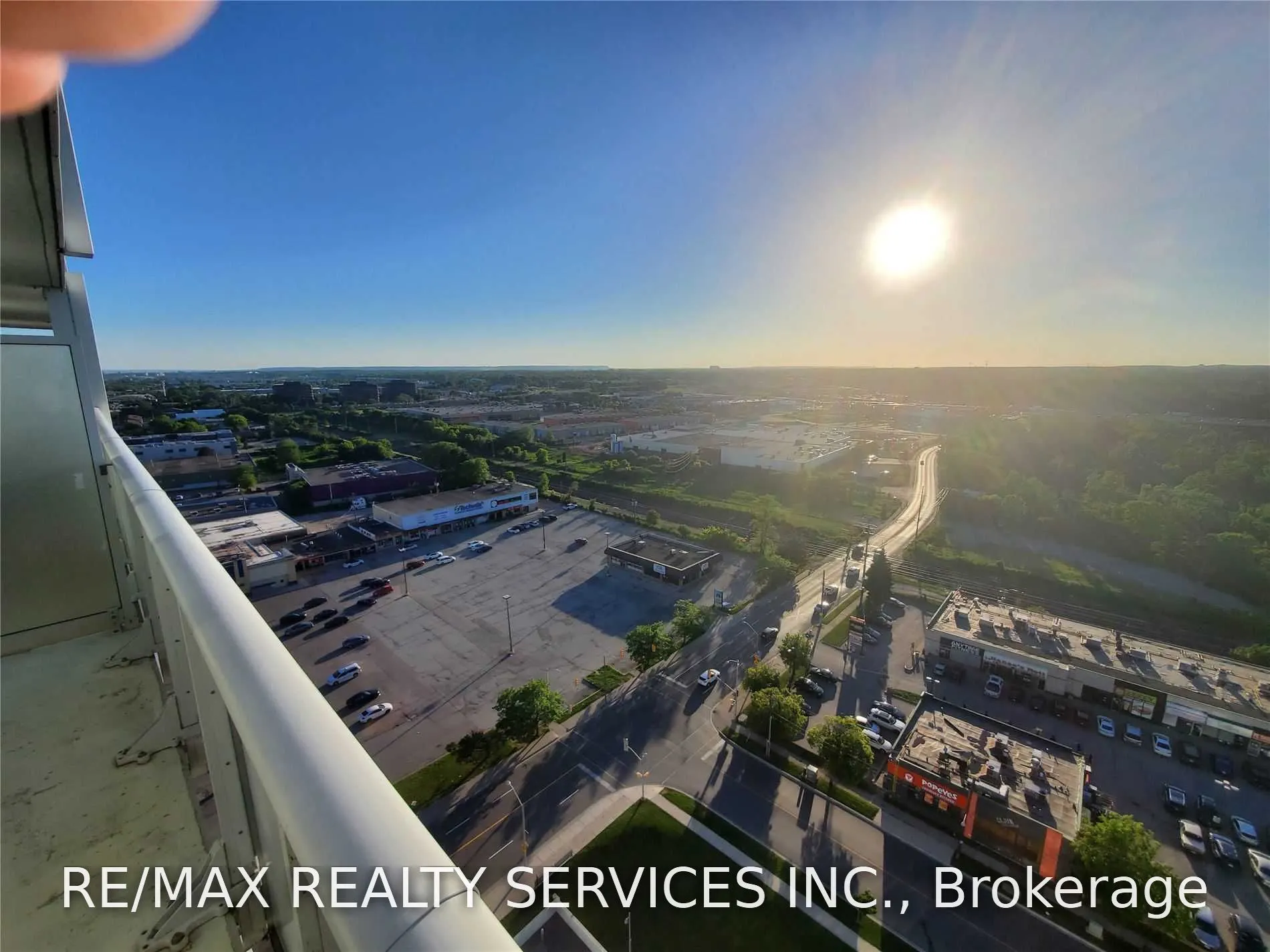 65 Speers Road #1701