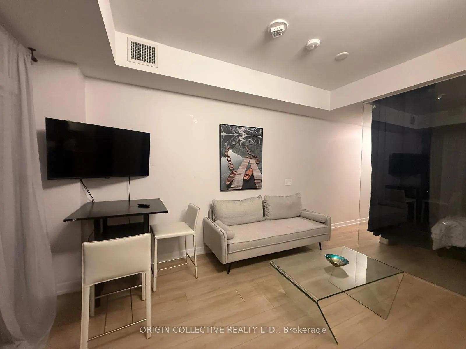 1195 The Queensway St (Unfurnished) #516