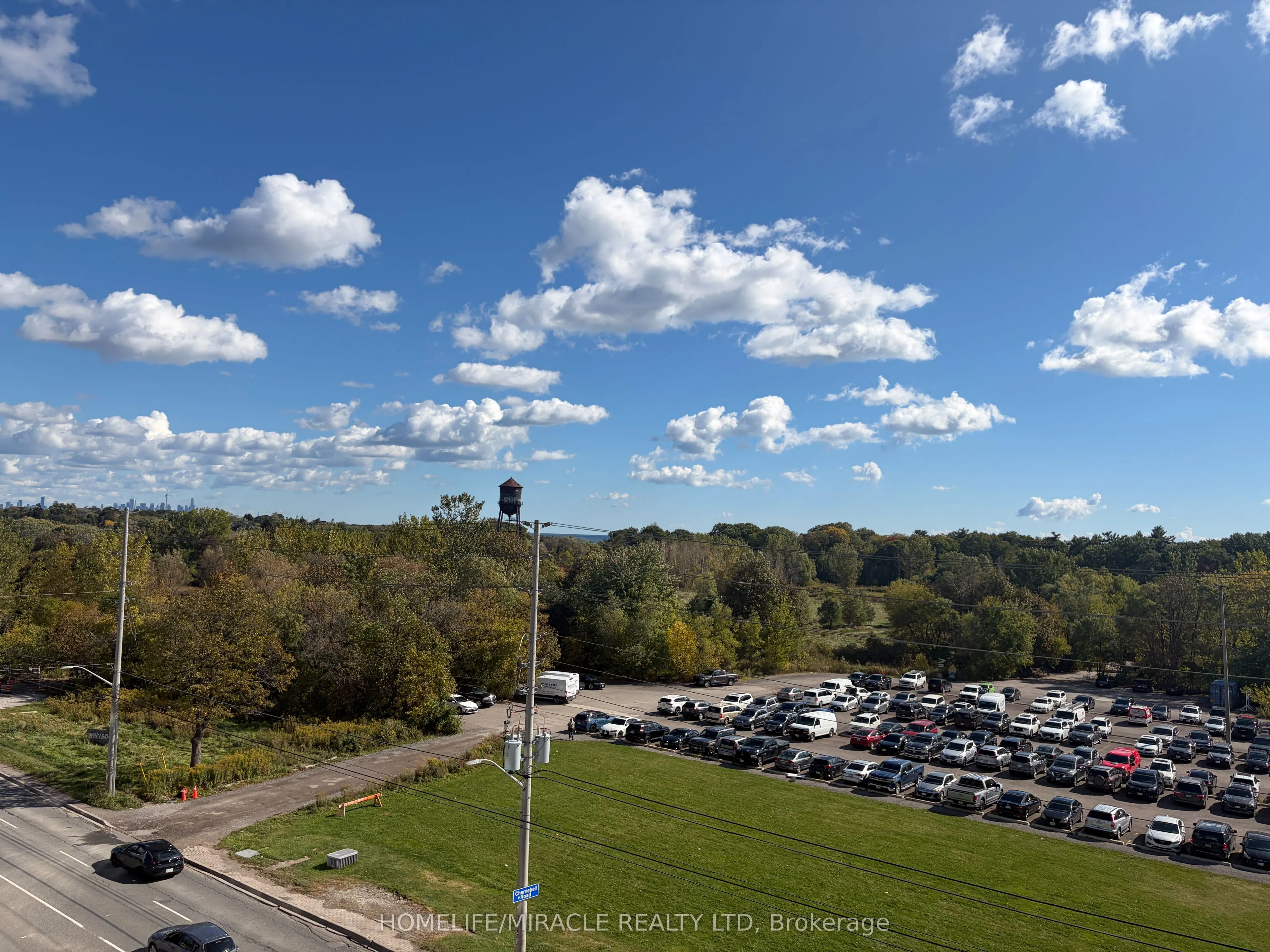 1381 Lakeshore Road E #523