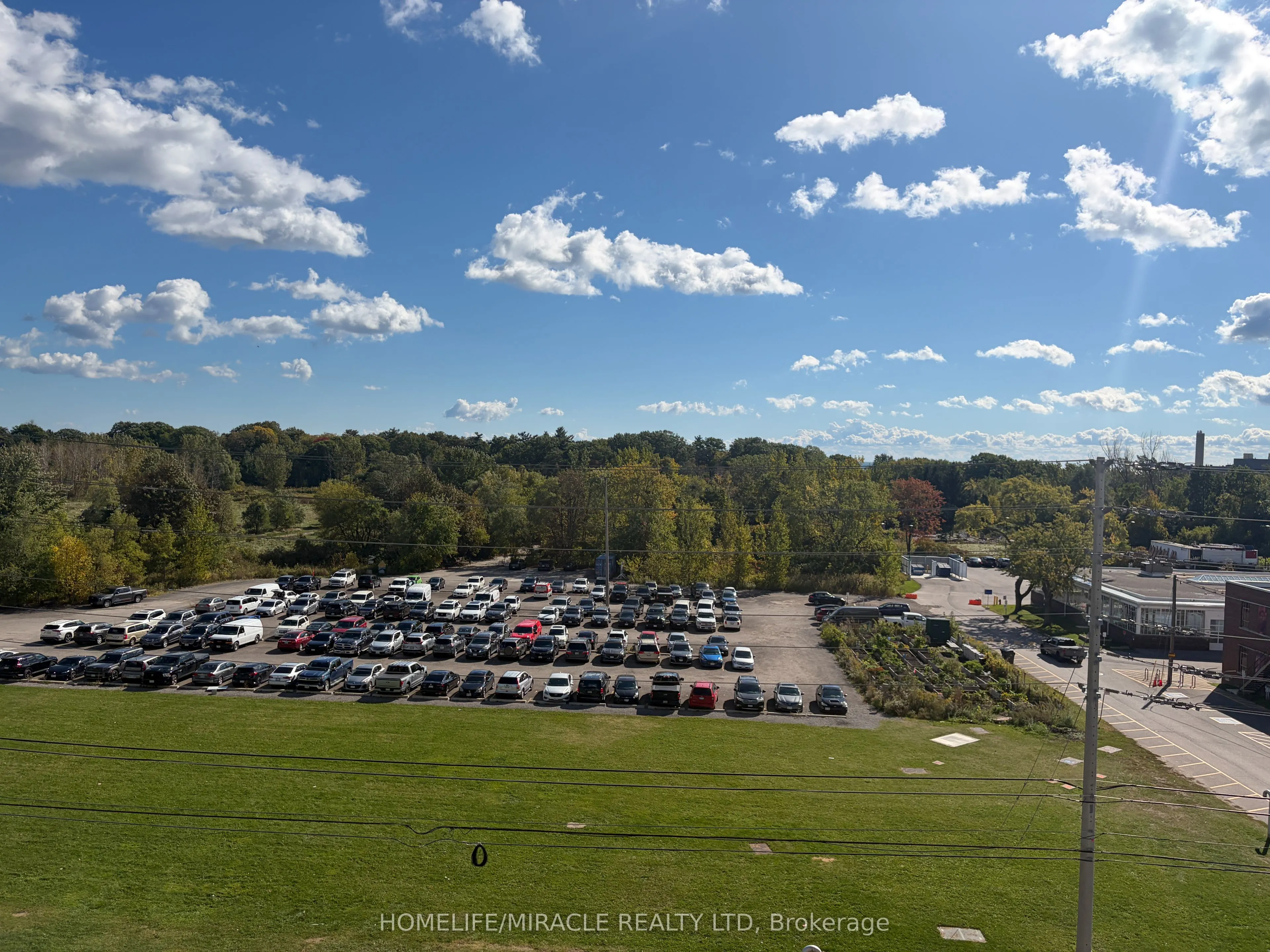 1381 Lakeshore Road E #523