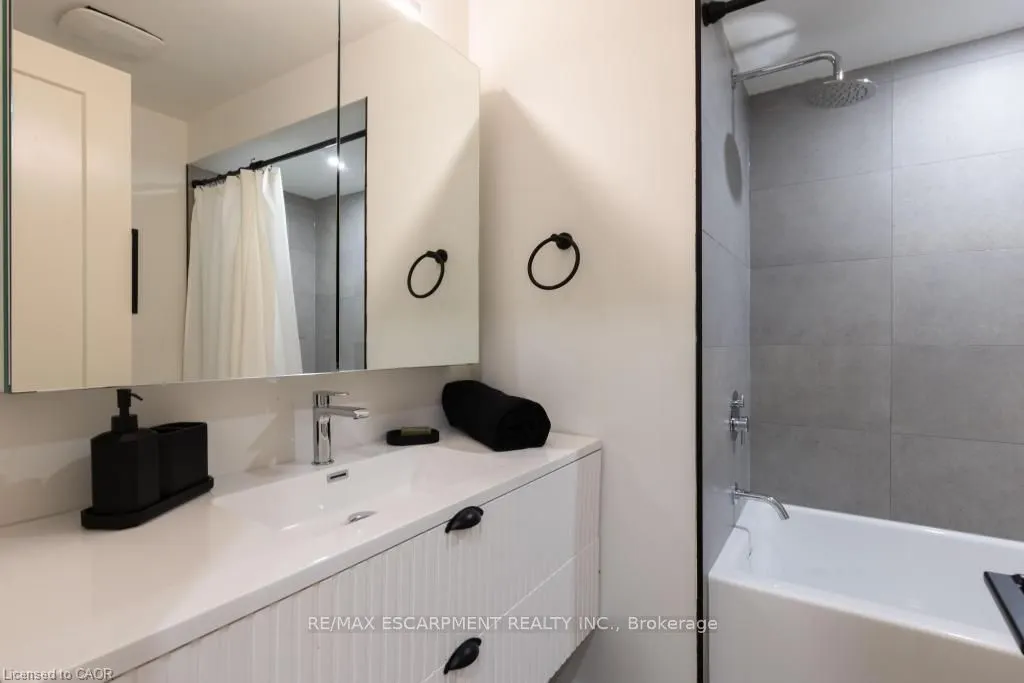 1422 GHENT Avenue #31