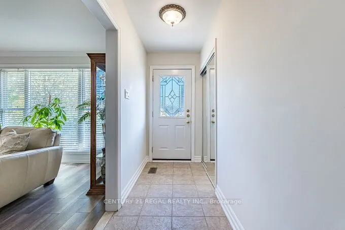 2 Alderbury Crescent