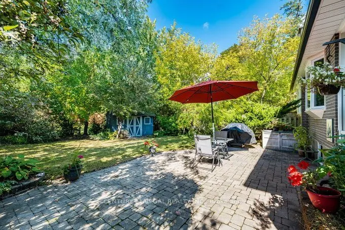 2 Alderbury Crescent