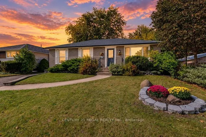 2 Alderbury Crescent