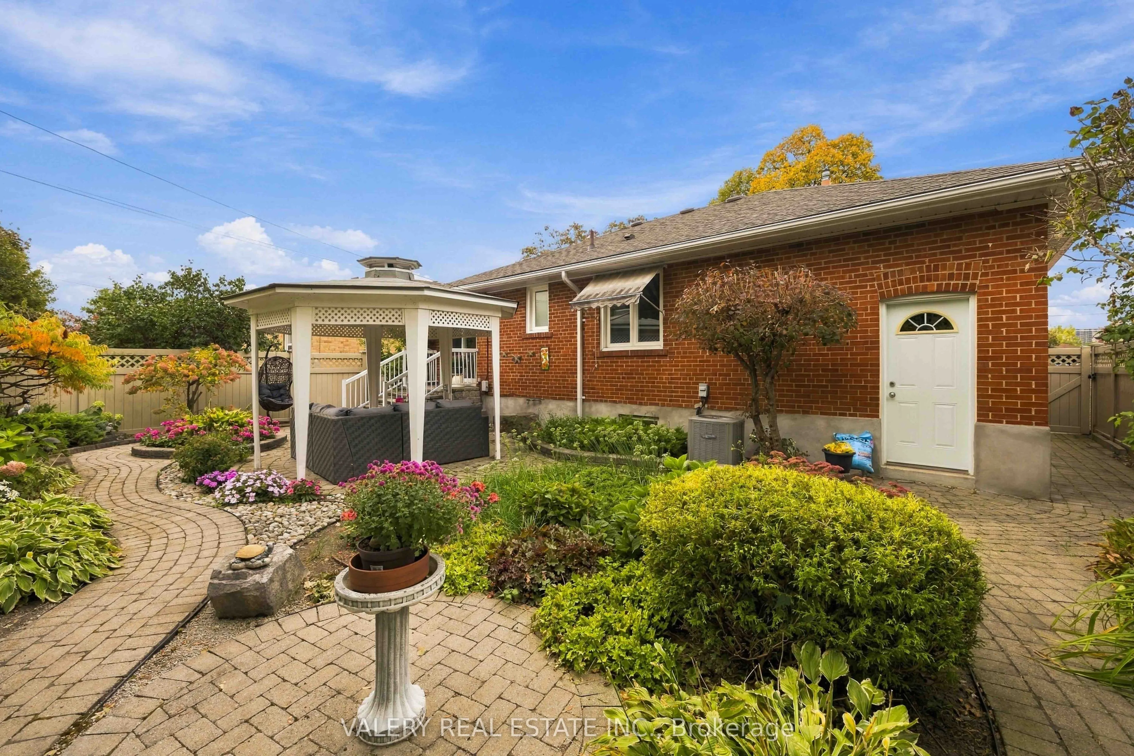 305 Renforth Drive