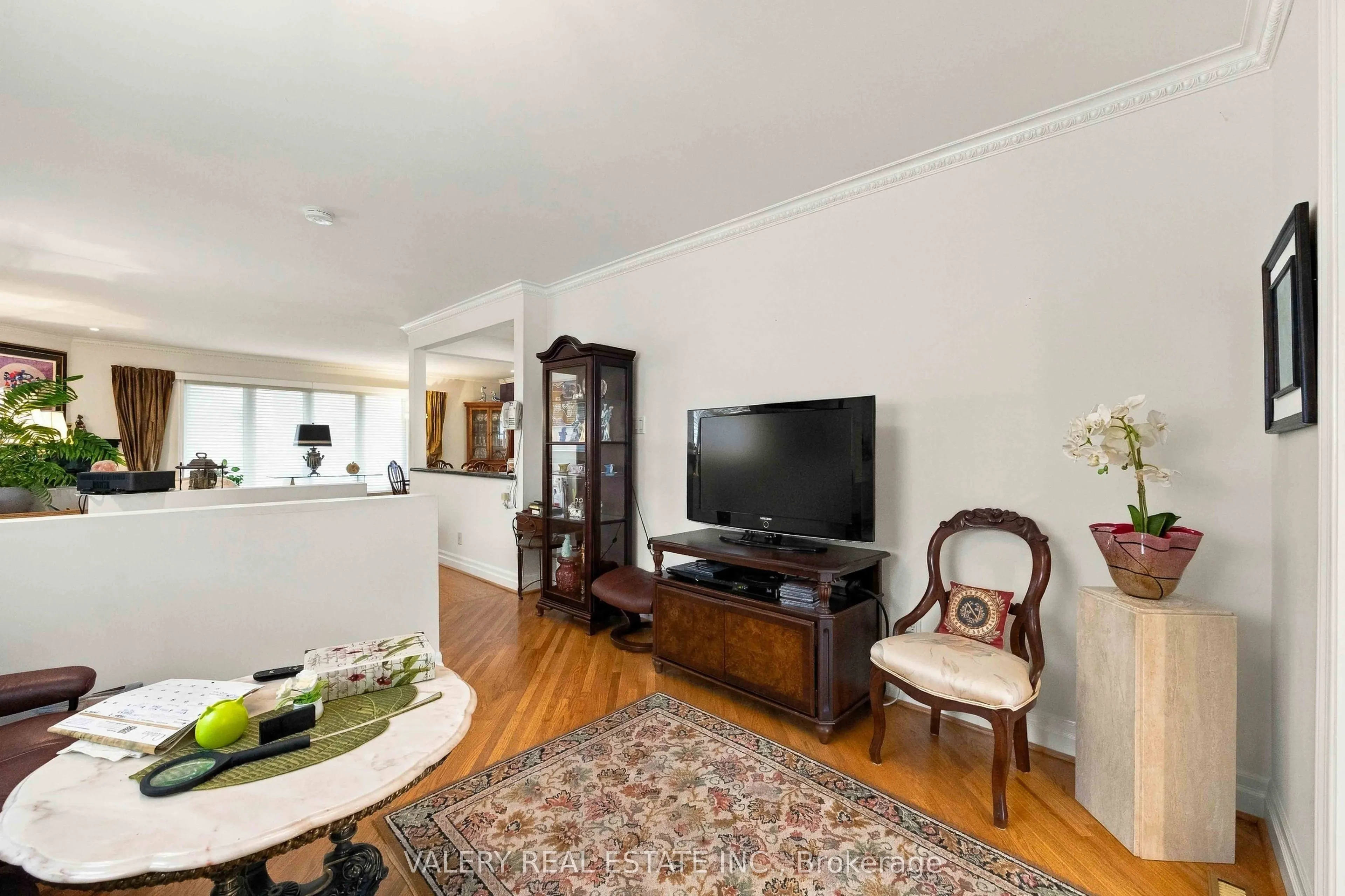305 Renforth Drive