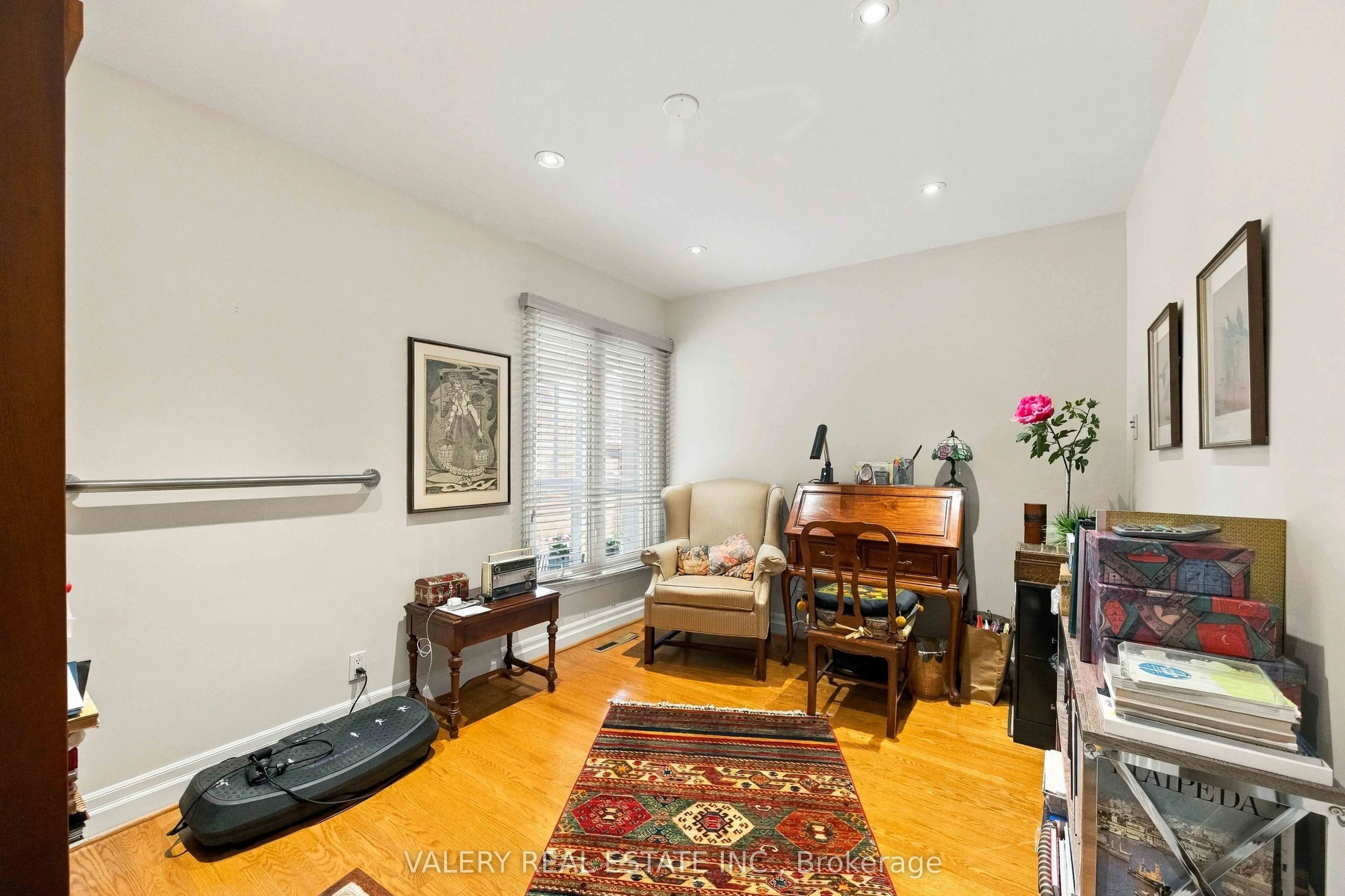 305 Renforth Drive