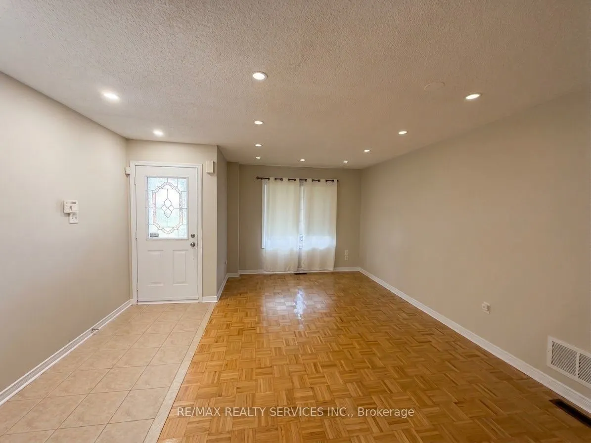 4 Butterchurn Road