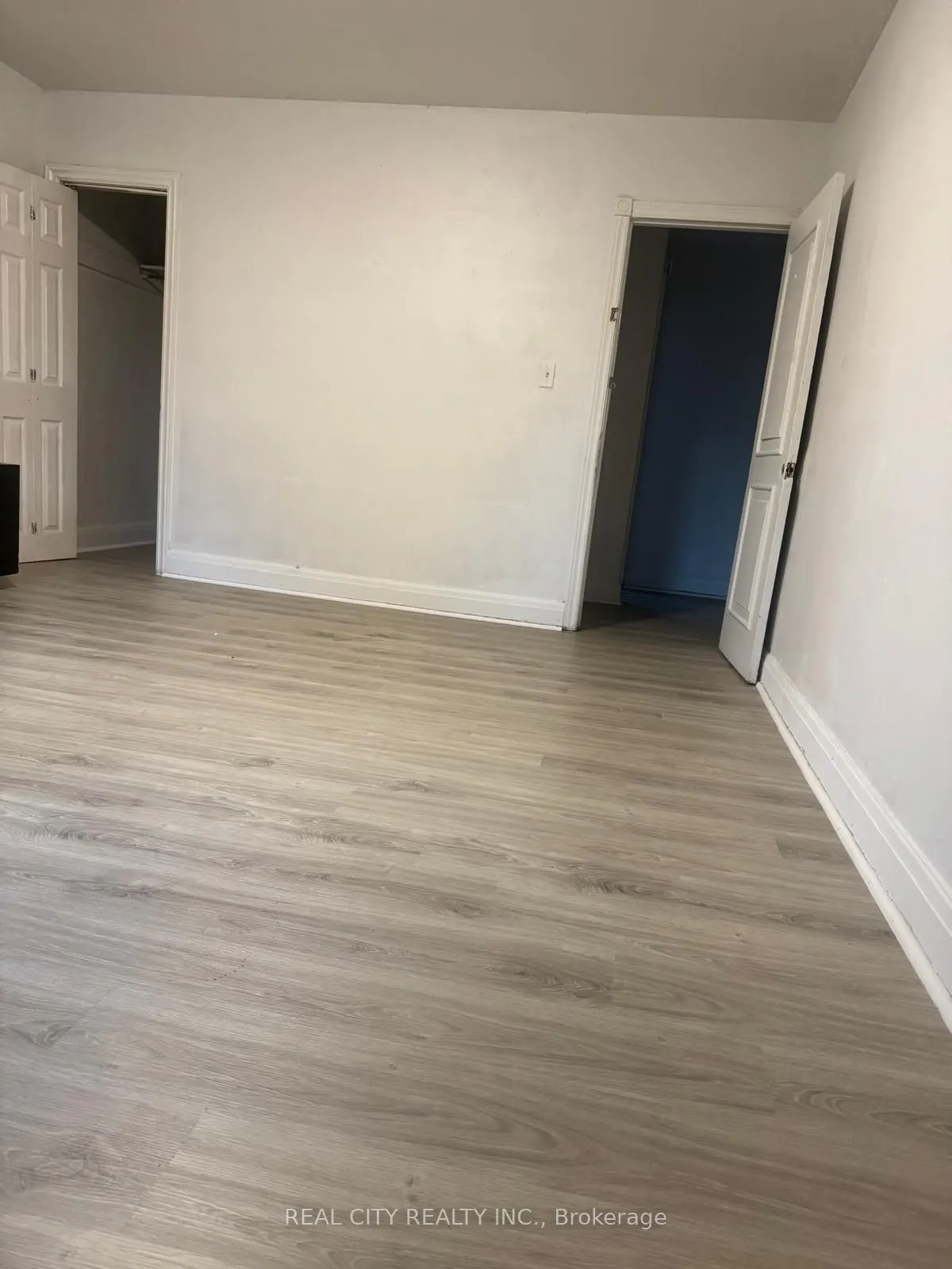 117 North Service Road E #117A