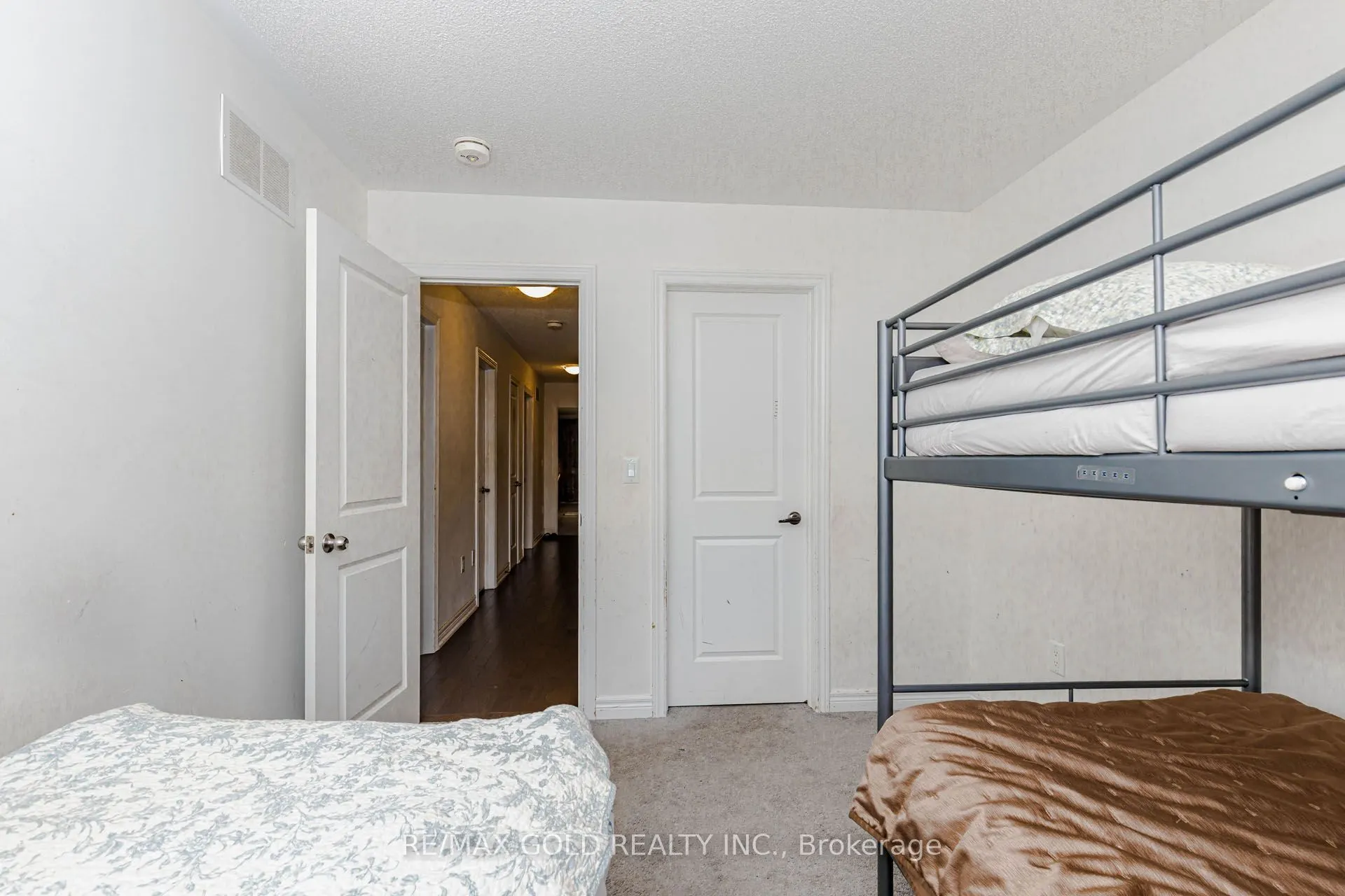 84 Palleschi Drive