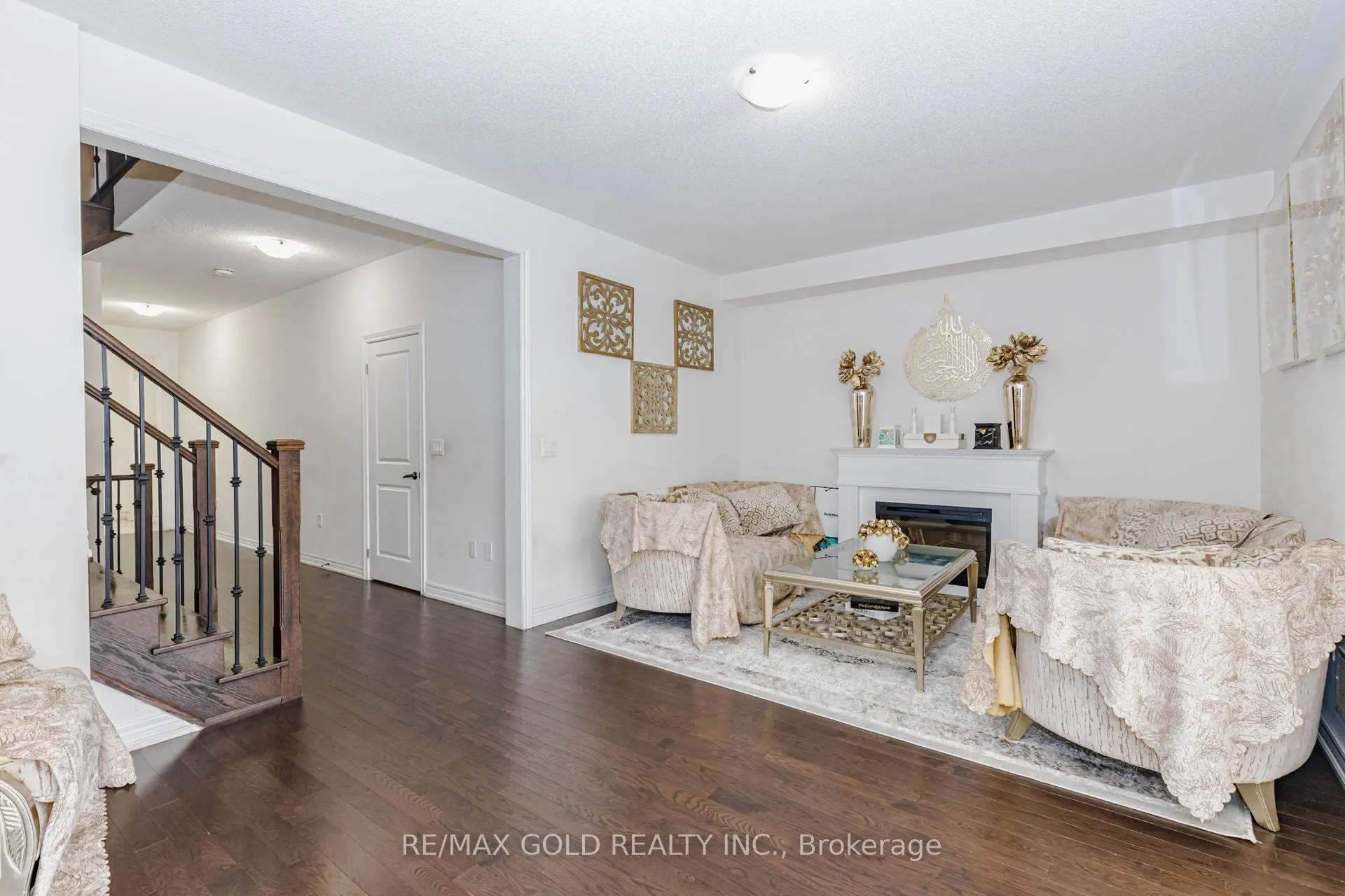 84 Palleschi Drive