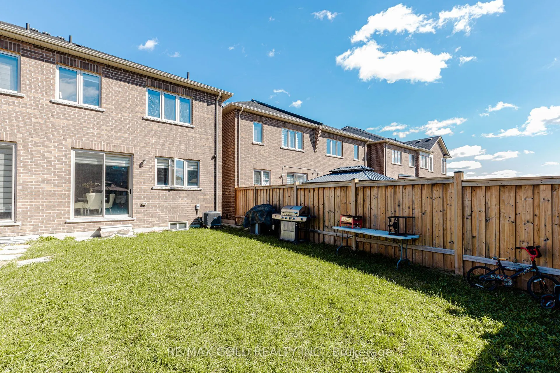 84 Palleschi Drive