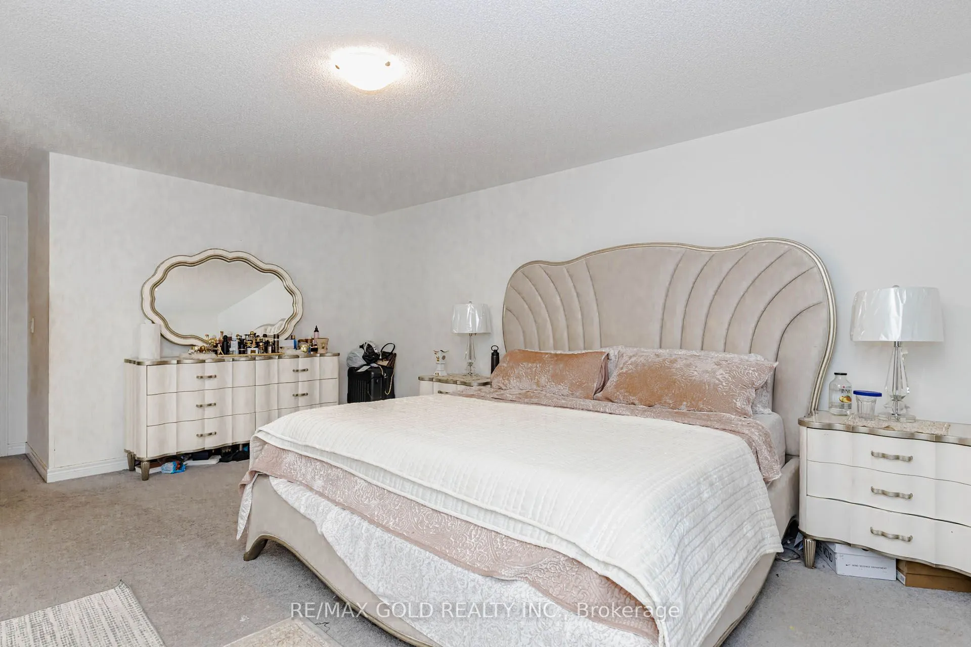 84 Palleschi Drive