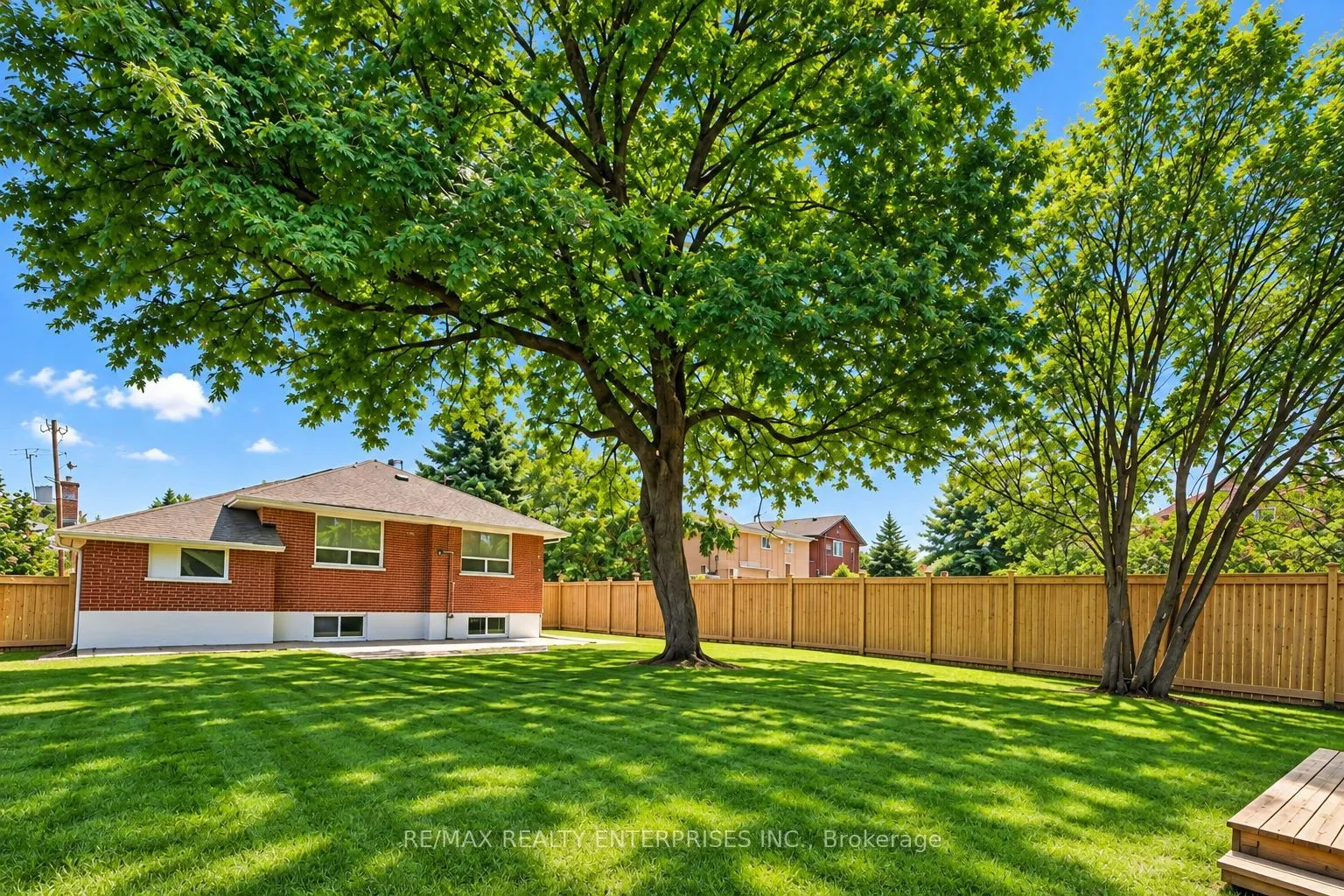 16 Warbeck Place