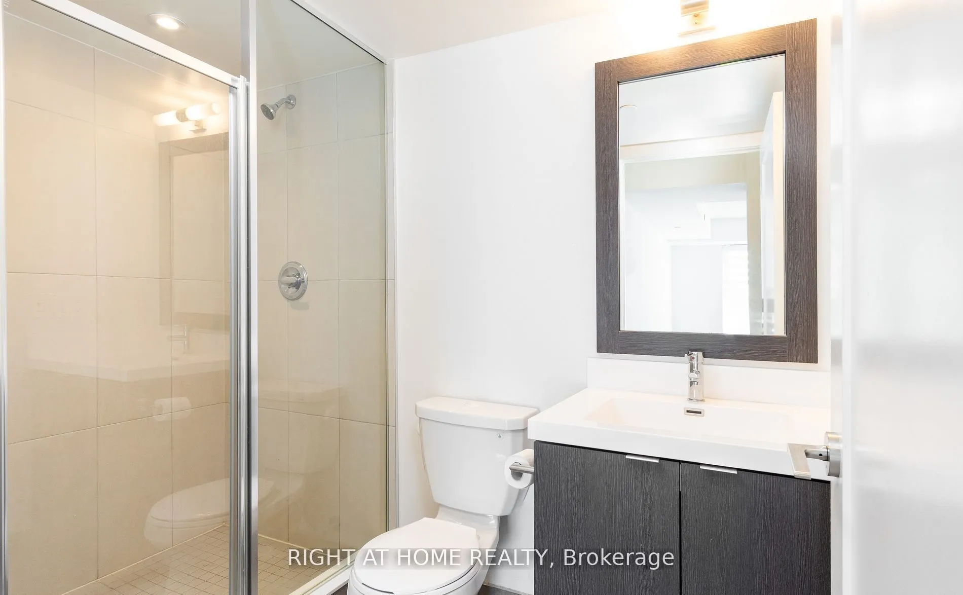 9 Mabelle Avenue #1622