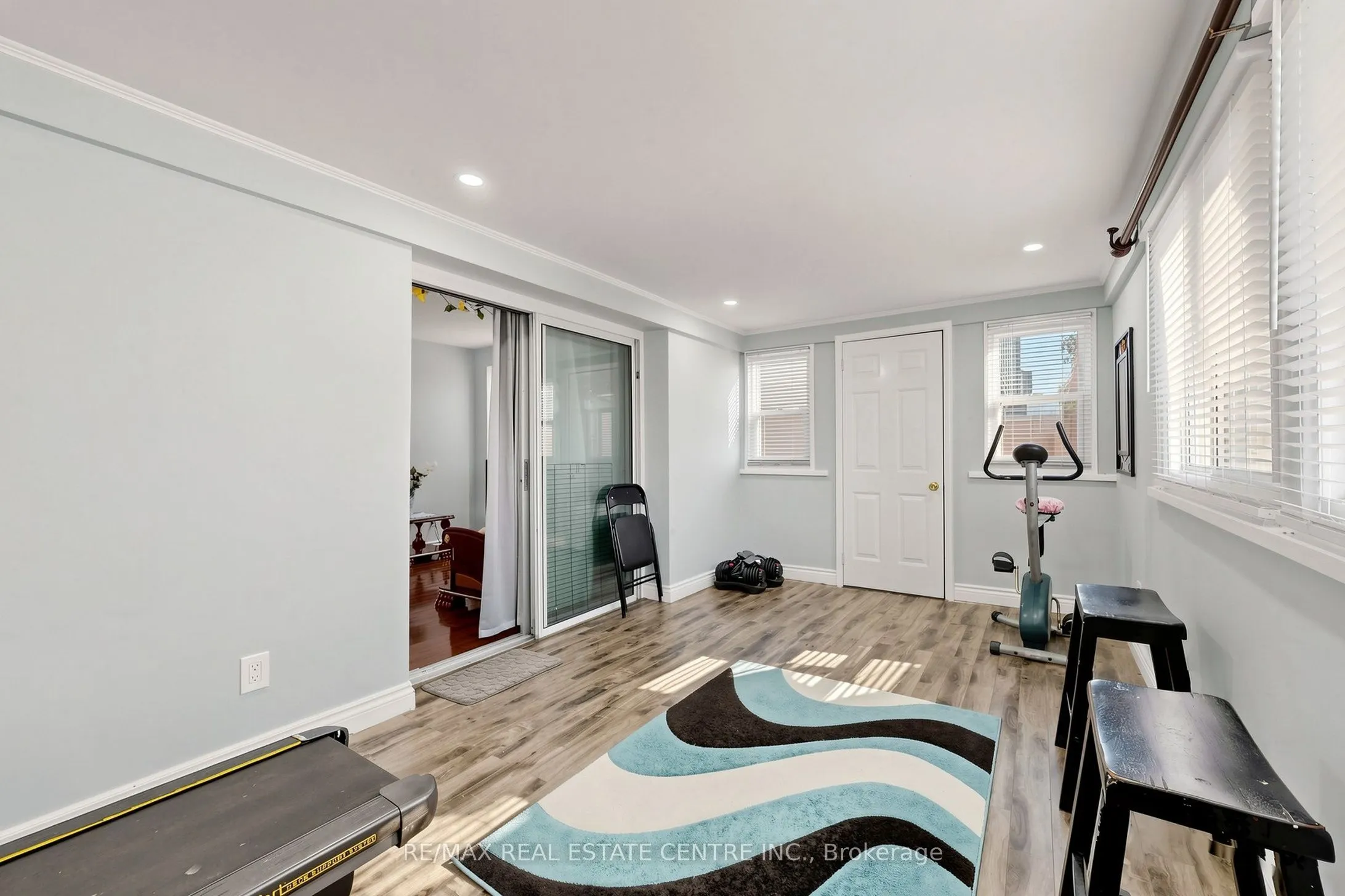 1 Hawkins Court