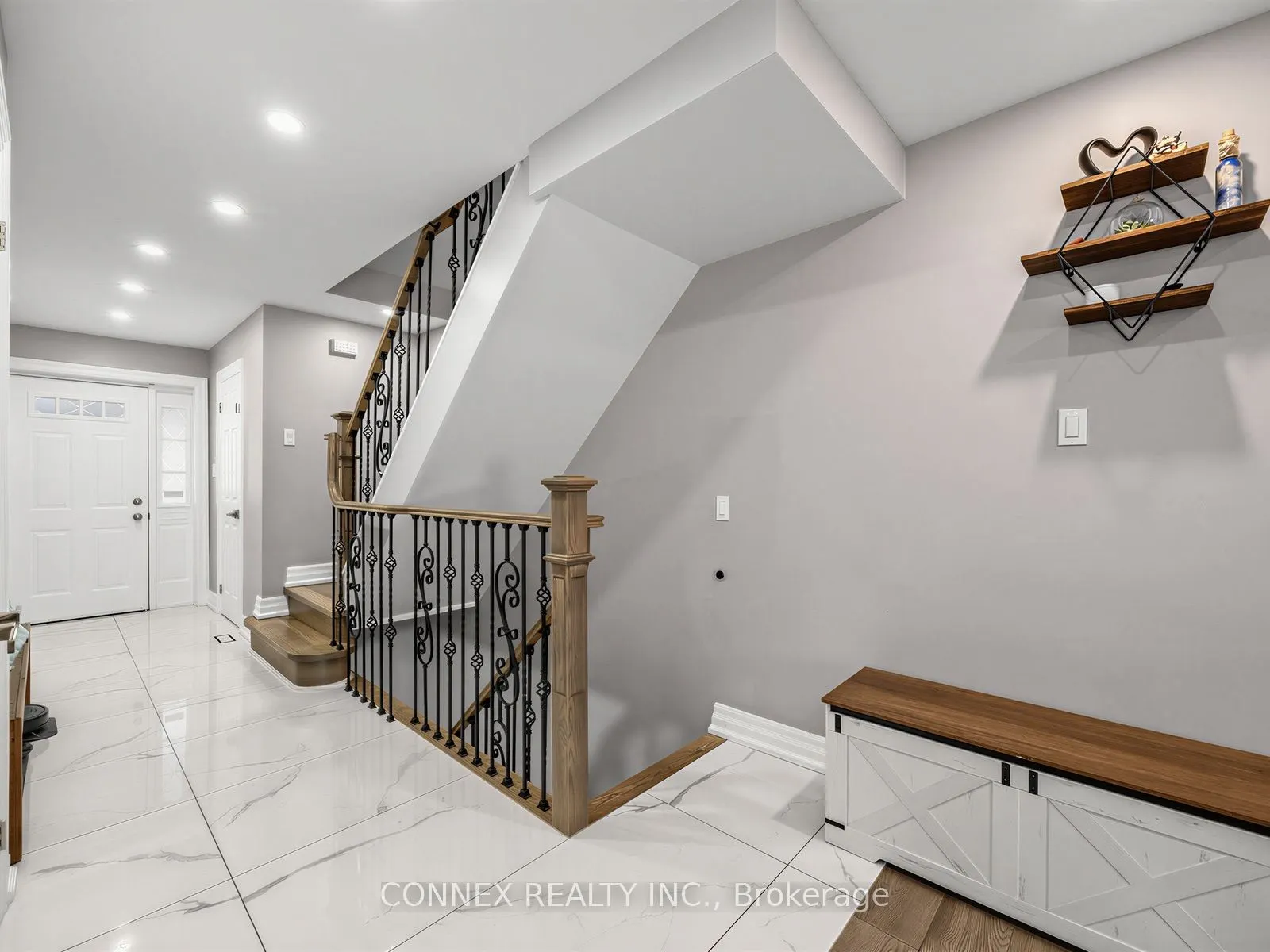 5998 Chidham Crescent