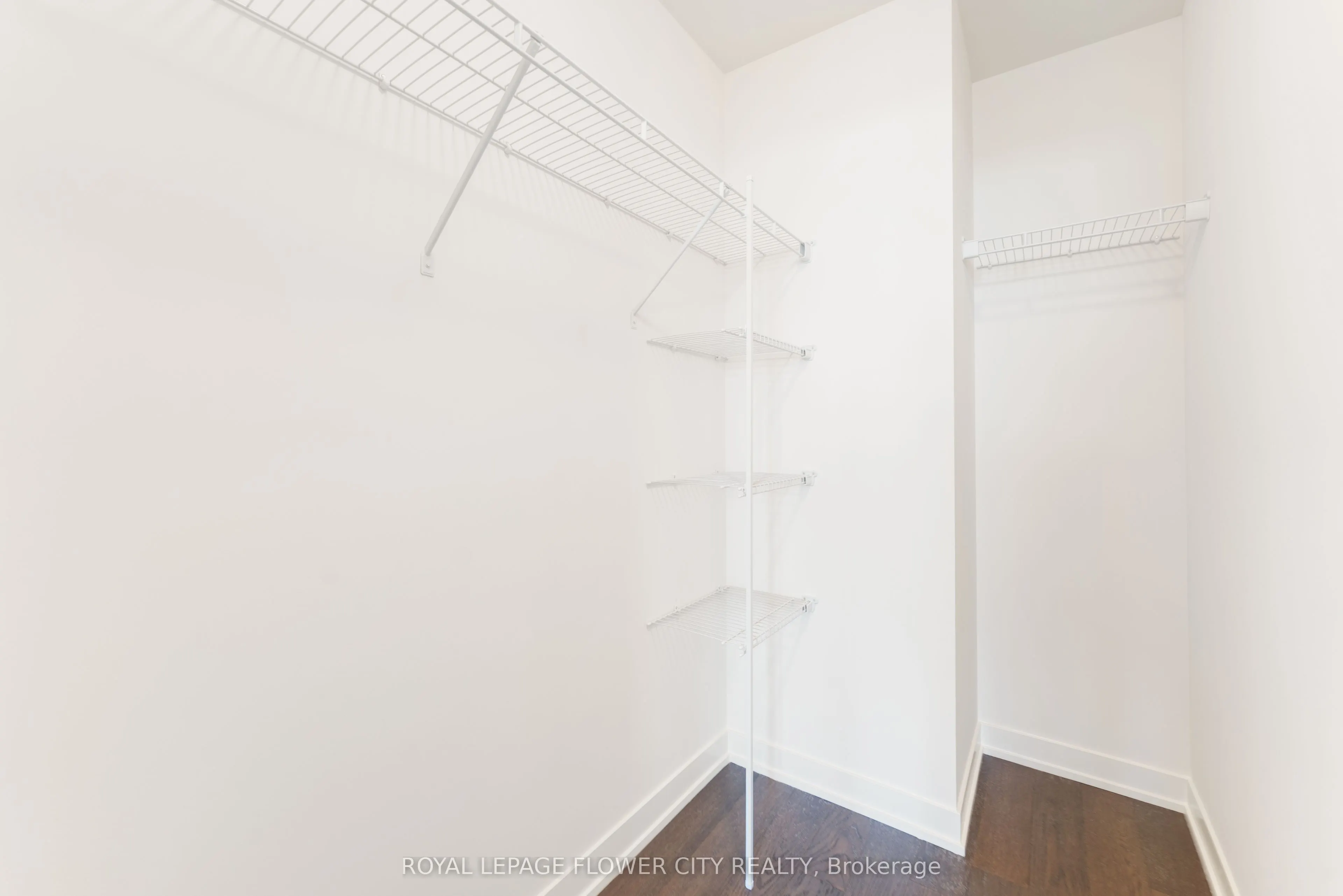 38 Annie Craig Drive #PH404