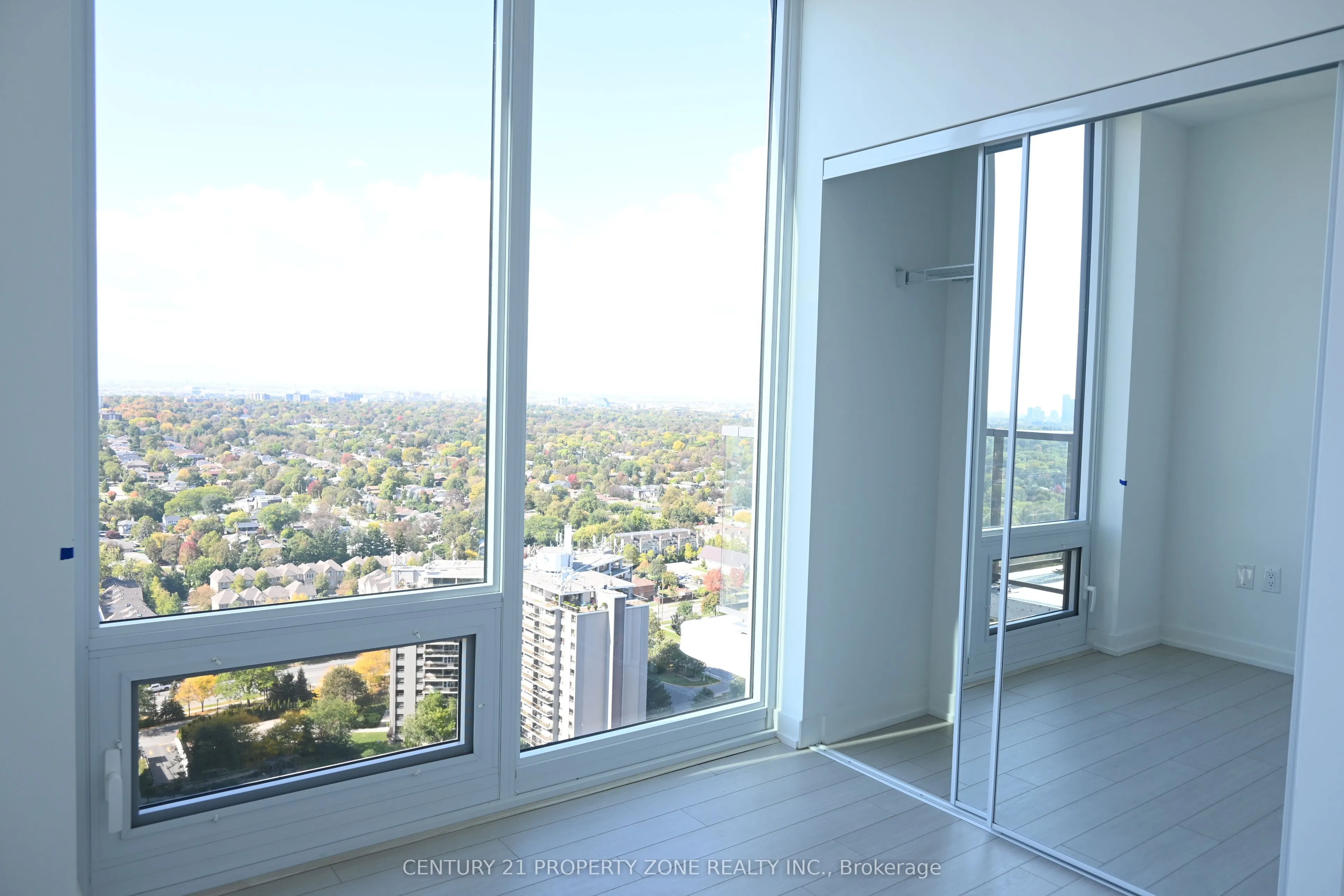 4010 Eglinton Avenue W #2702