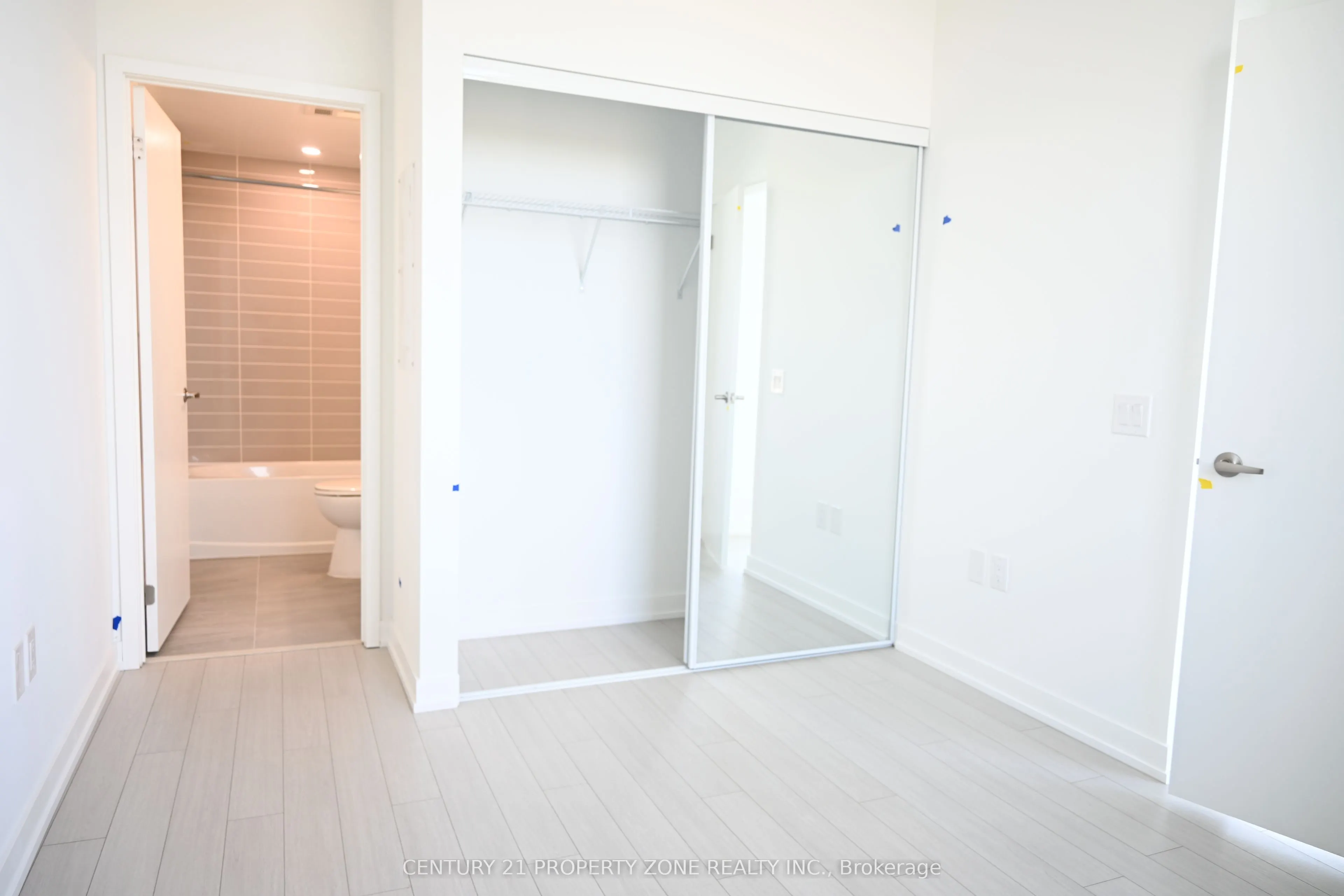 4010 Eglinton Avenue W #2702