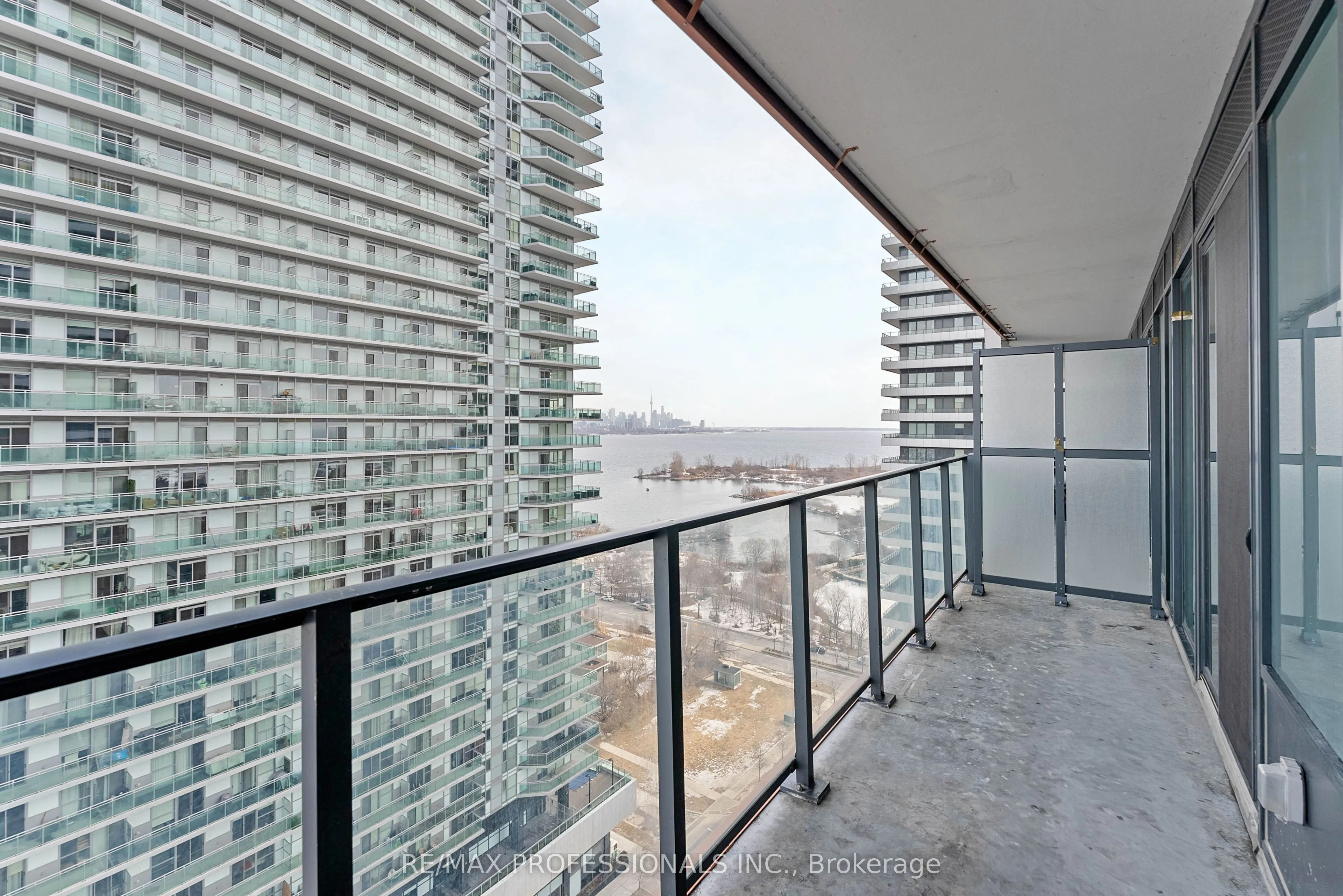 30 Shore Breeze Drive #1614