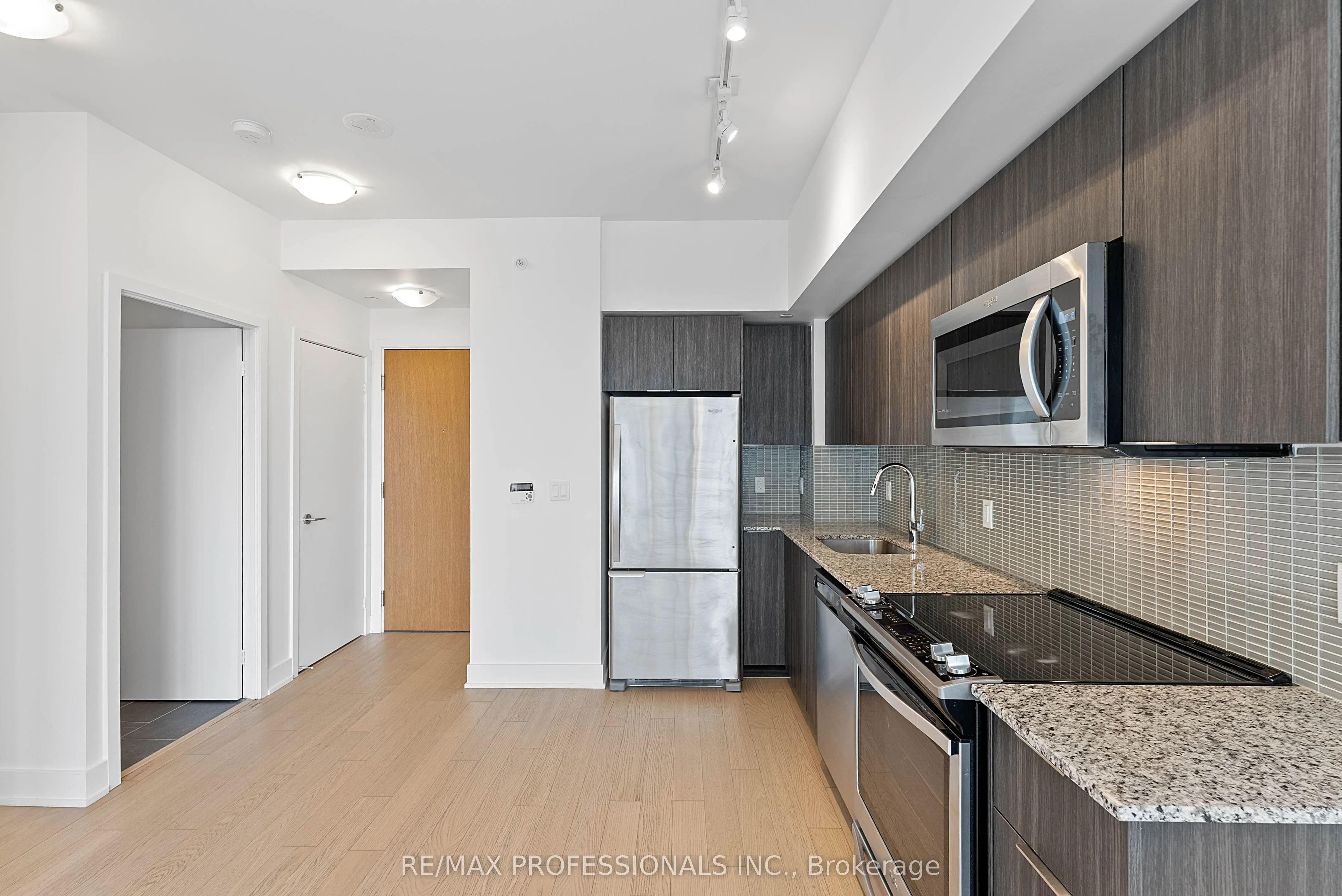 30 Shore Breeze Drive #1614