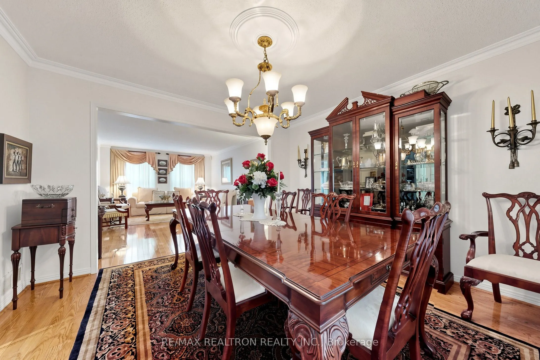 2 Manor Place
