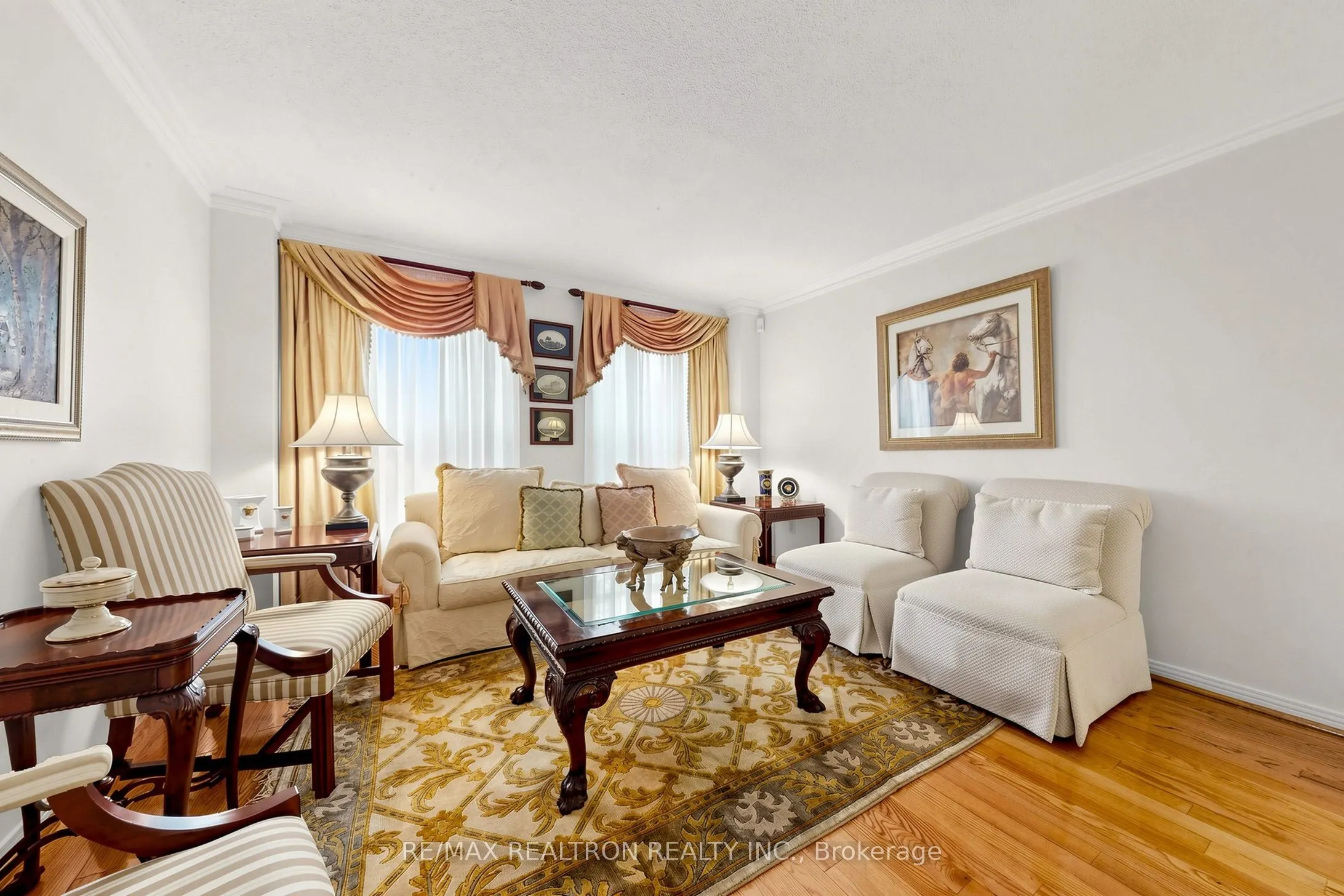 2 Manor Place