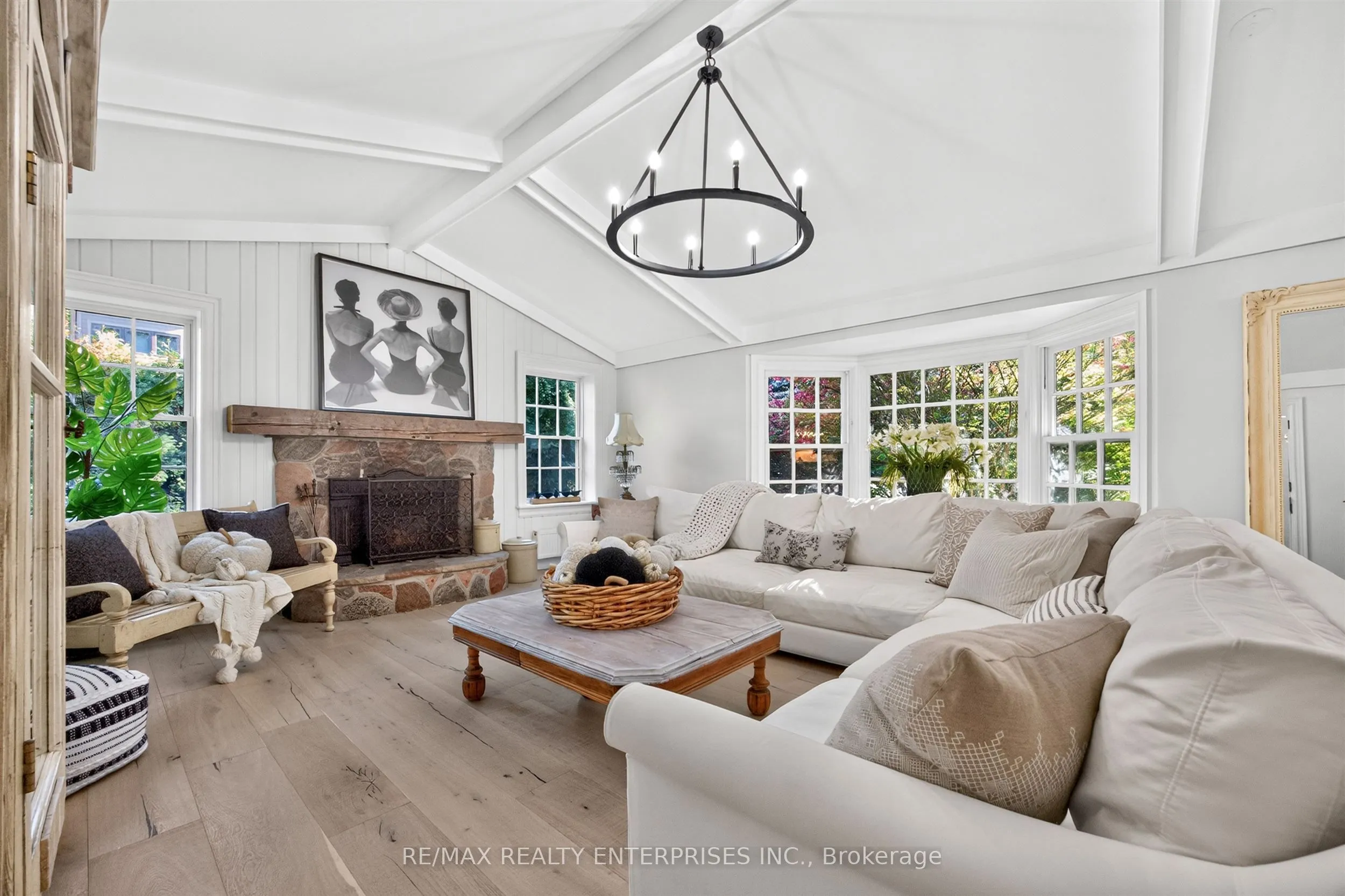 317 Gloucester Avenue
