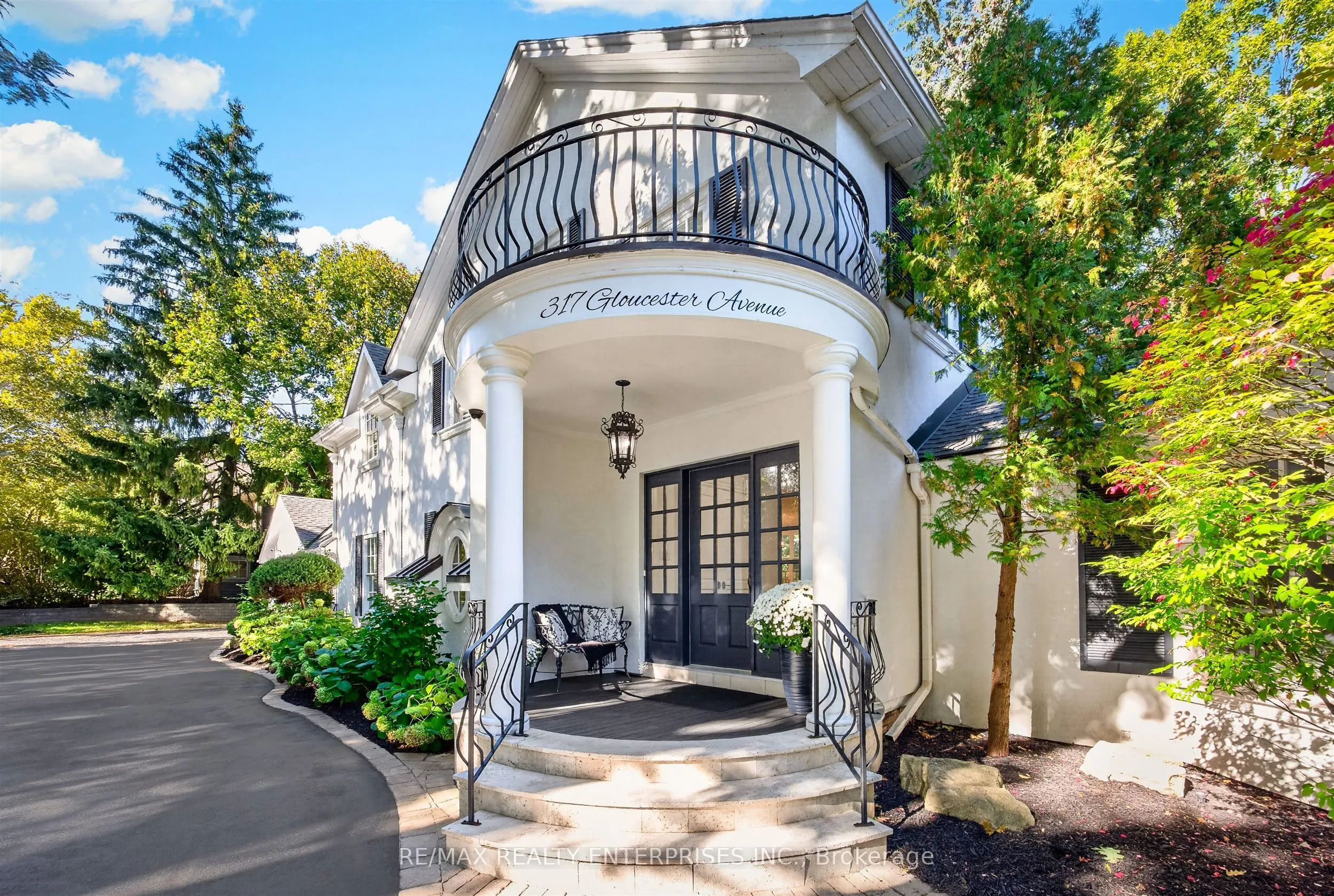 317 Gloucester Avenue