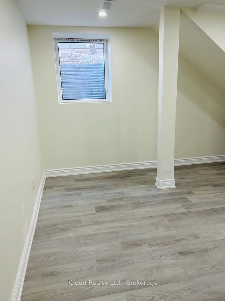 35 Brixham Lane #BASEMENT UNIT