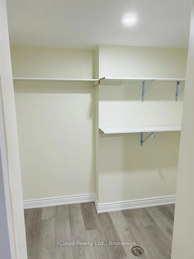 35 Brixham Lane #BASEMENT UNIT