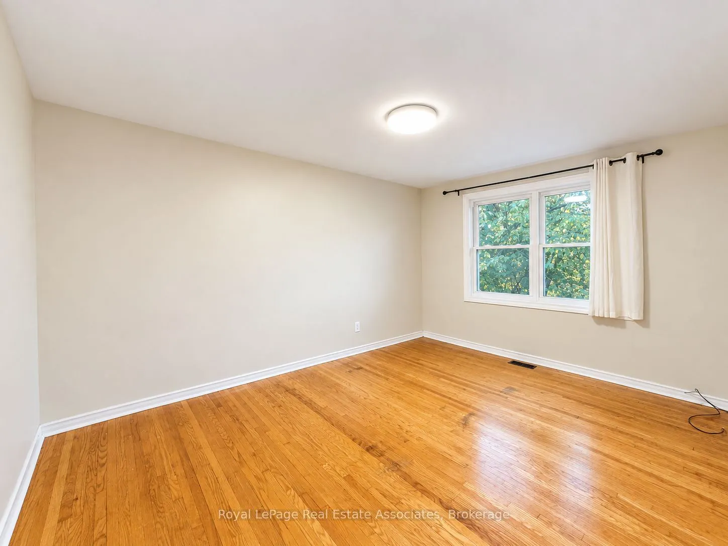 10 Elizabeth Street #Upper