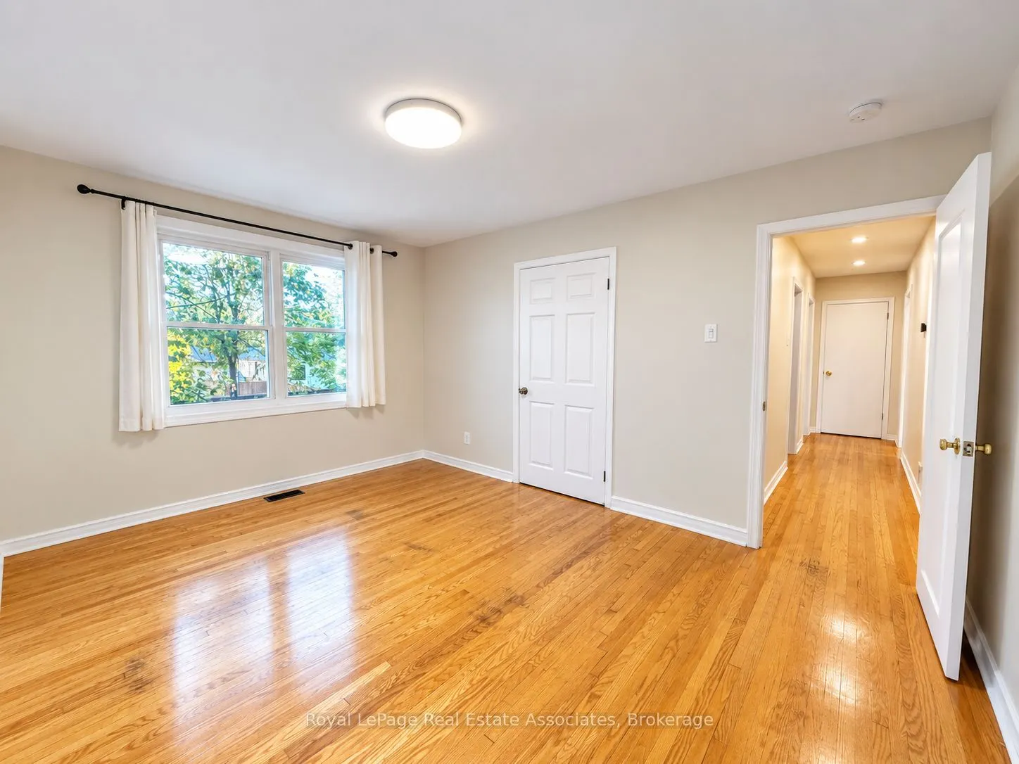 10 Elizabeth Street #Upper