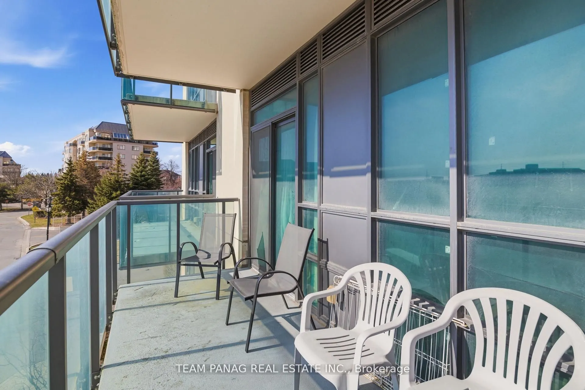 45 Yorkland Boulevard #209
