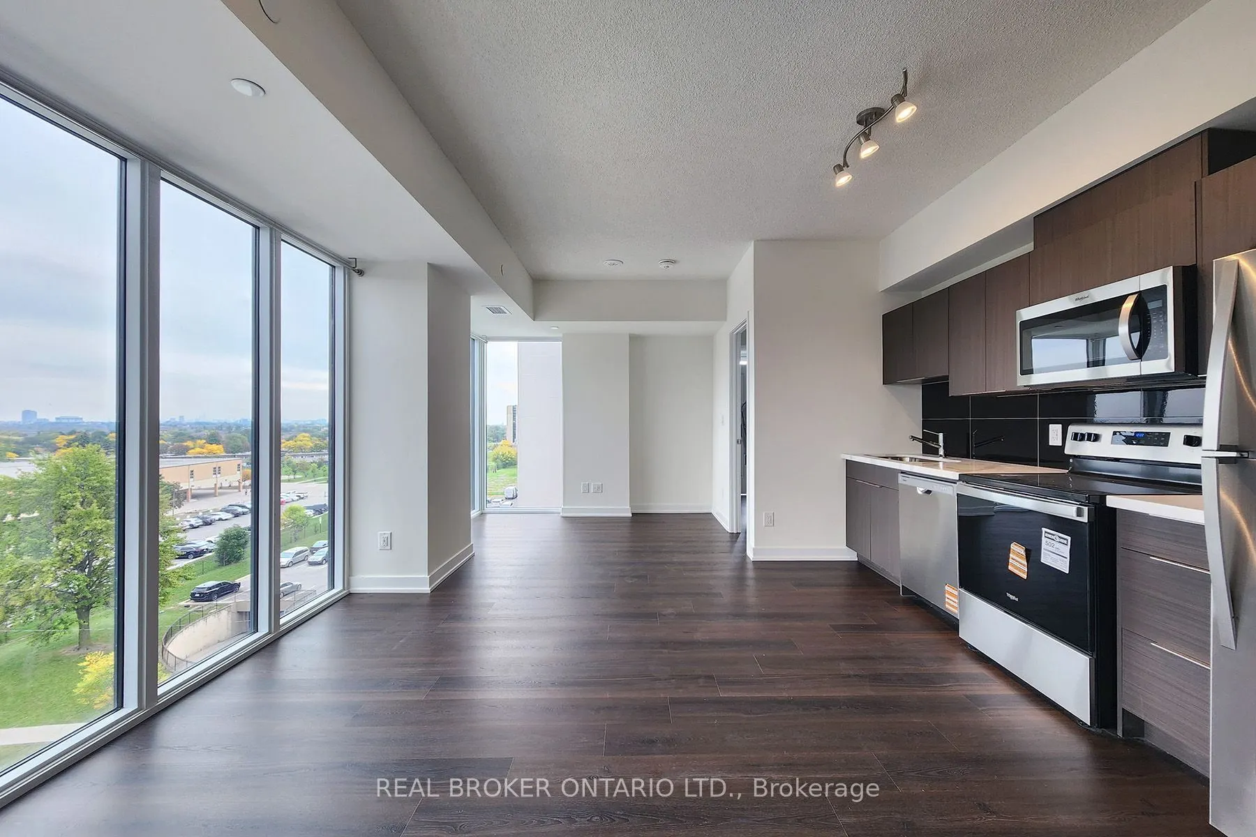2825 Jane Street #604