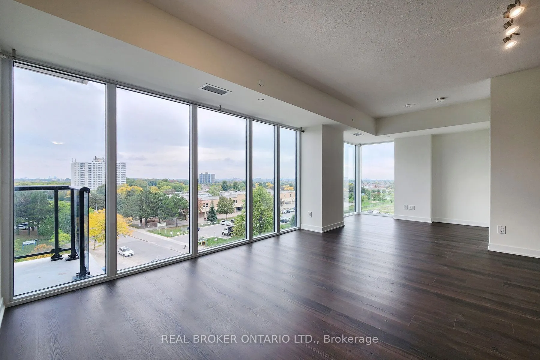 2825 Jane Street #604