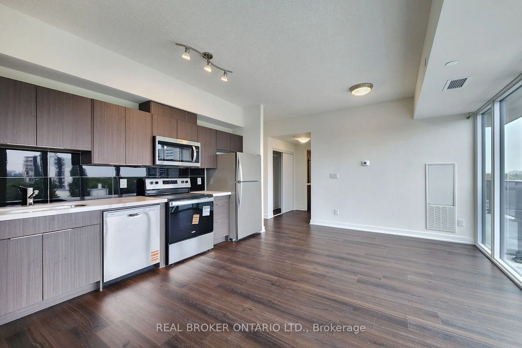 2825 Jane Street #604