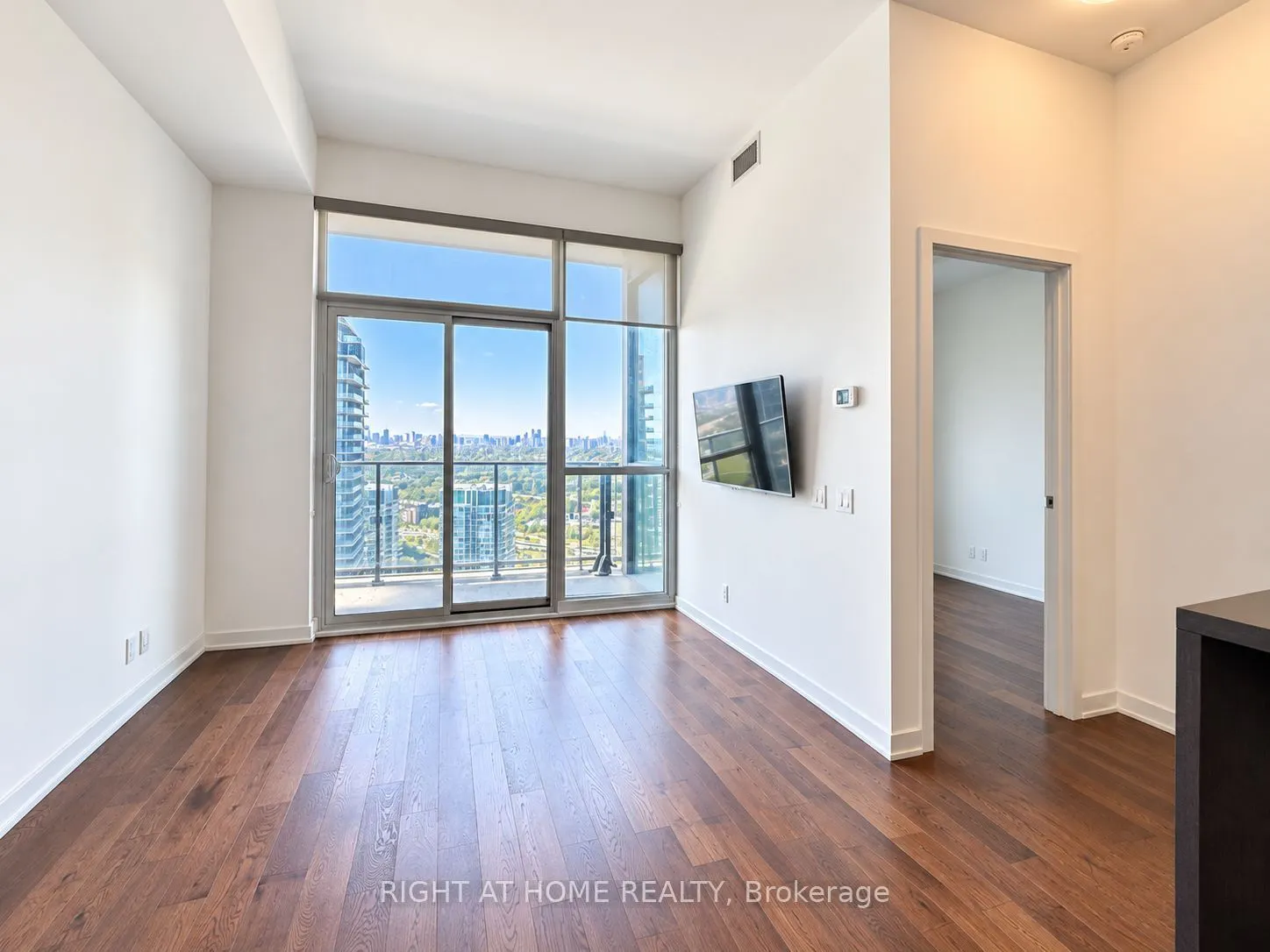 2200 Lake Shore Boulevard W #LPH06