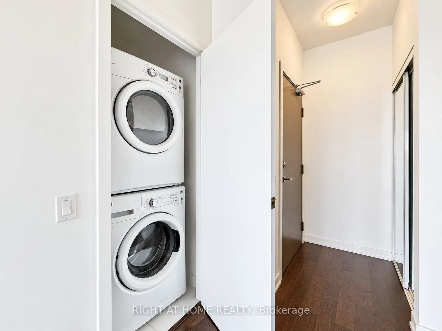 2200 Lake Shore Boulevard W #LPH06