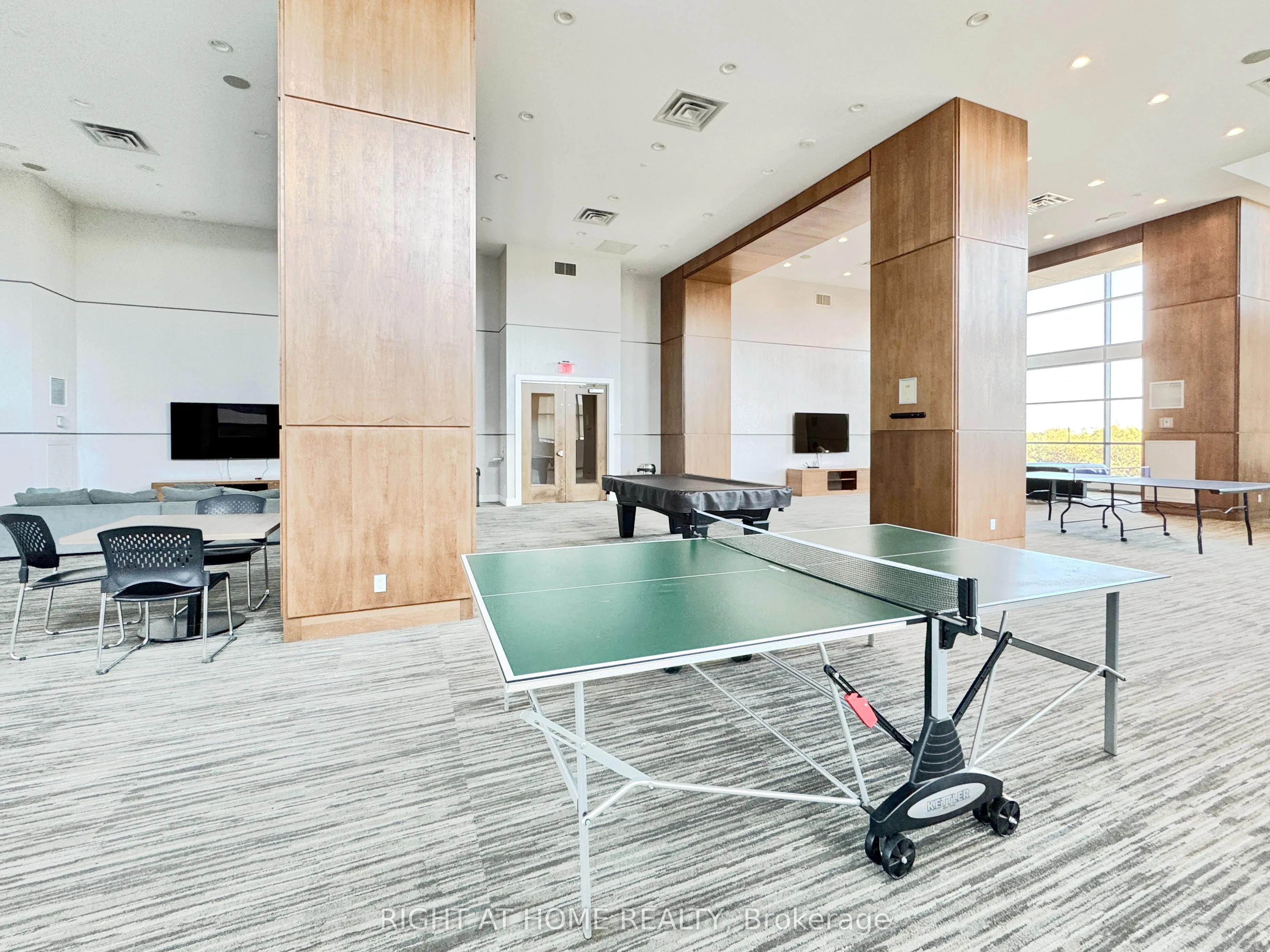 2200 Lake Shore Boulevard W #LPH06