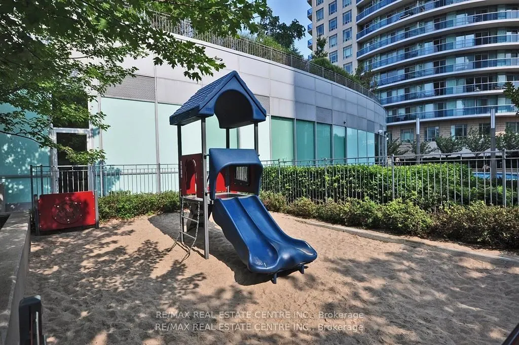 80 Absolute Avenue #1209