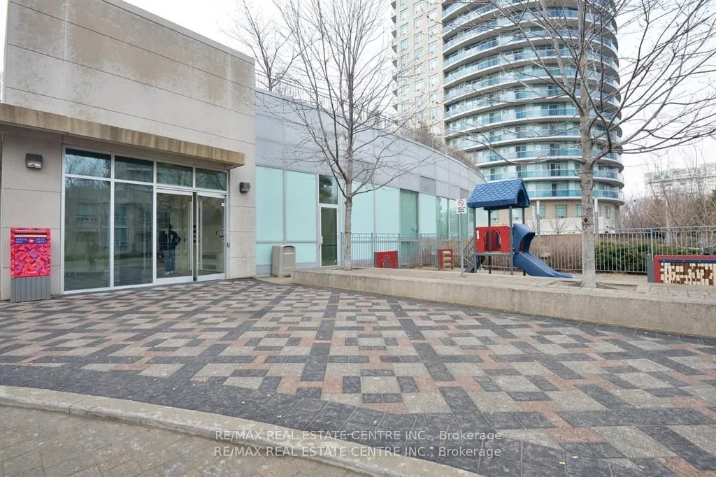 80 Absolute Avenue #1209