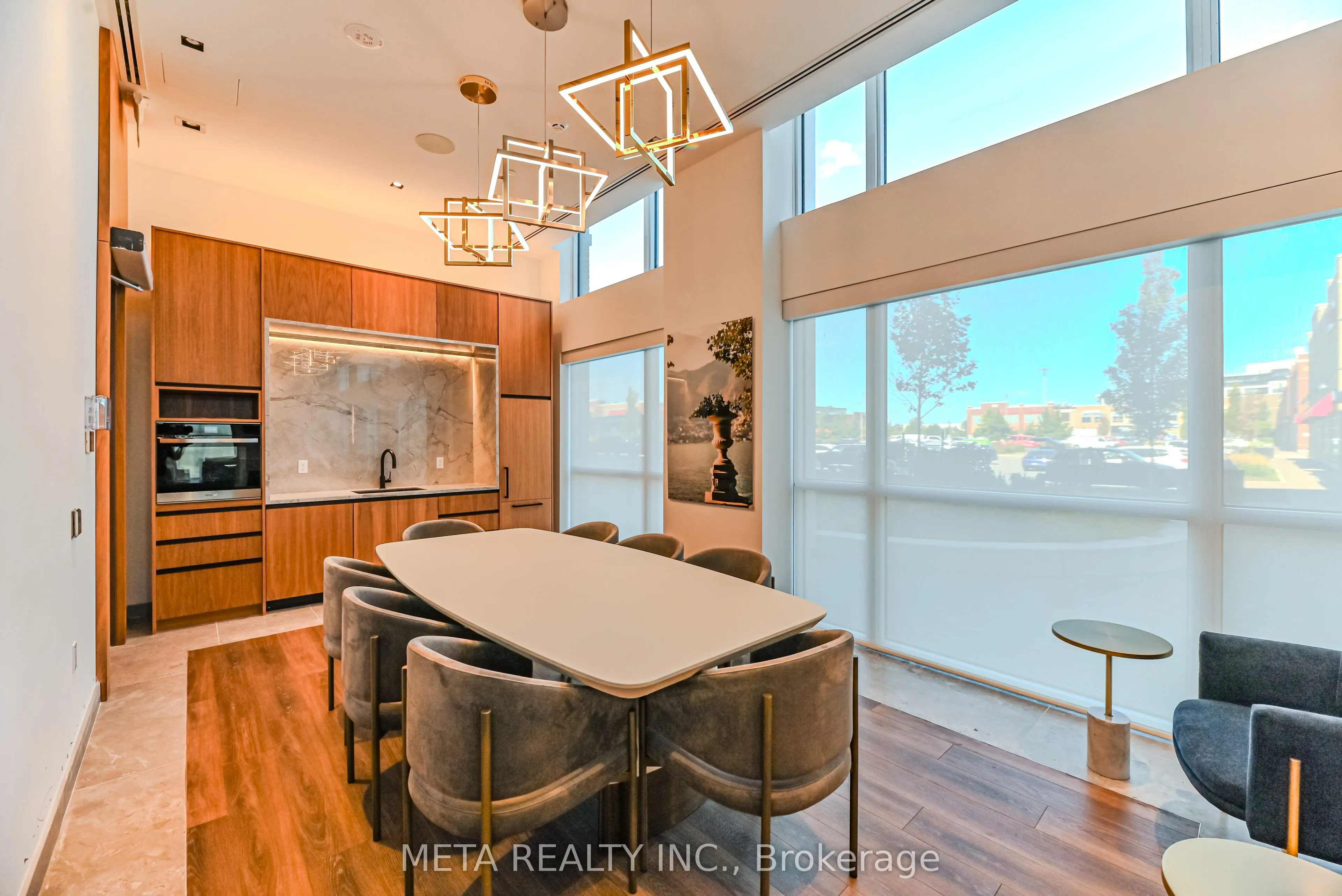 509 Dundas Street ##618