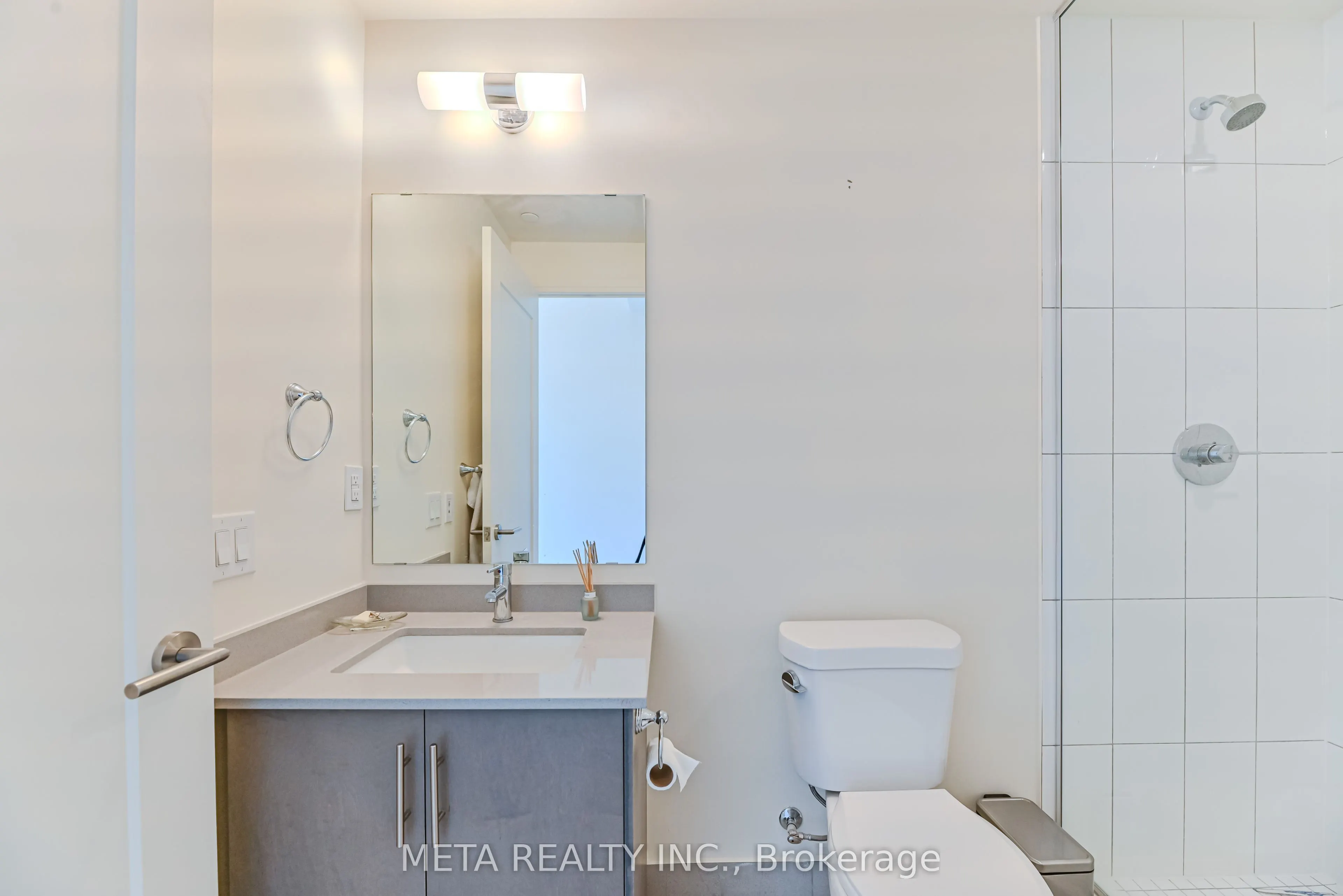 509 Dundas Street ##618