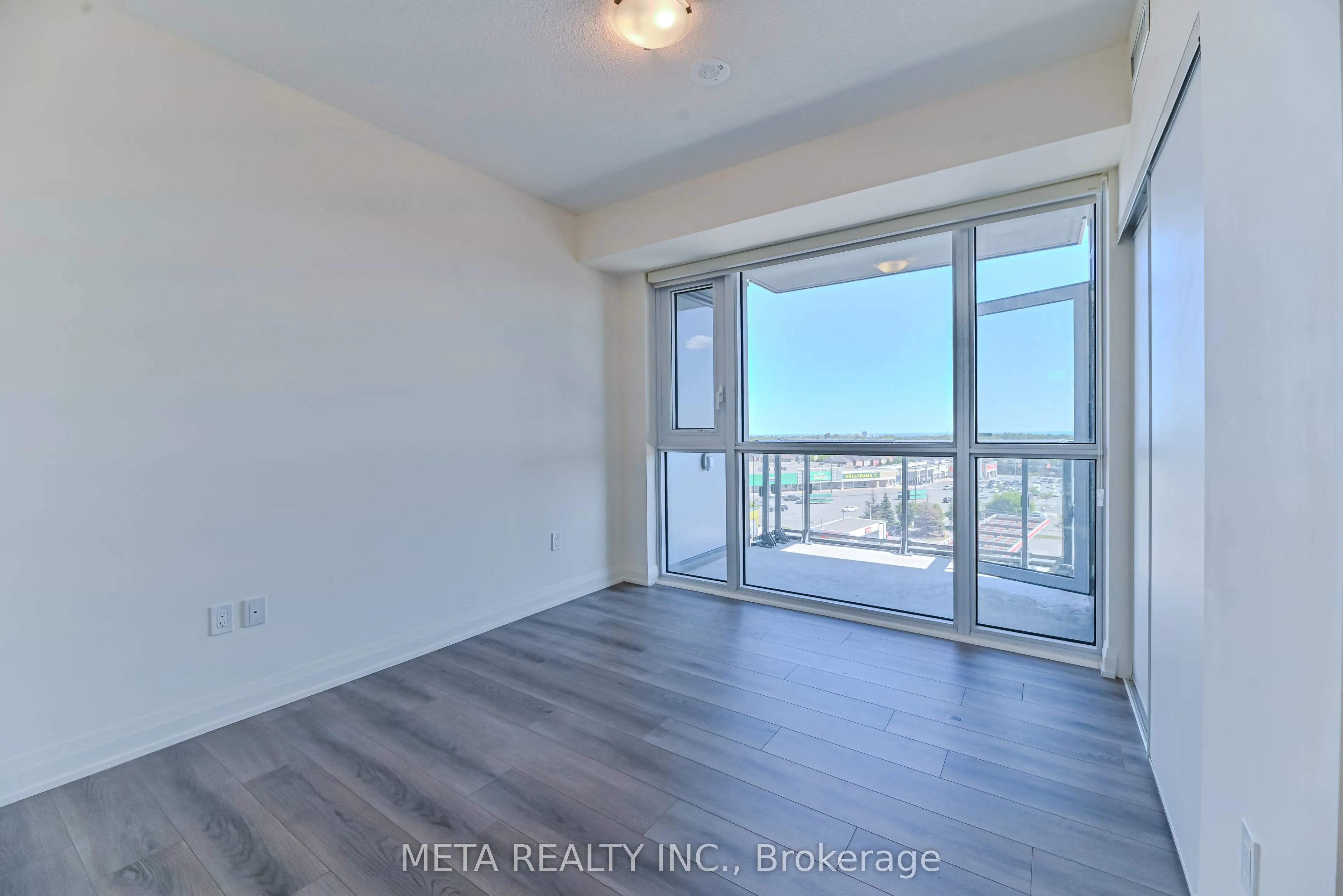 509 Dundas Street ##618