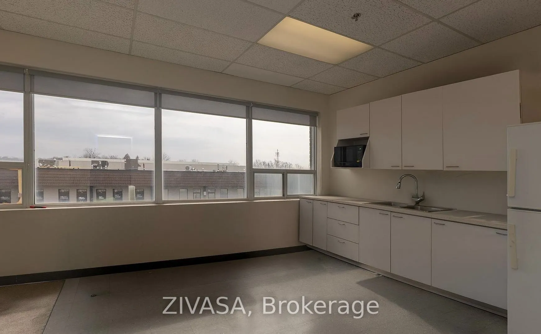 50 Steeles Avenue E #213