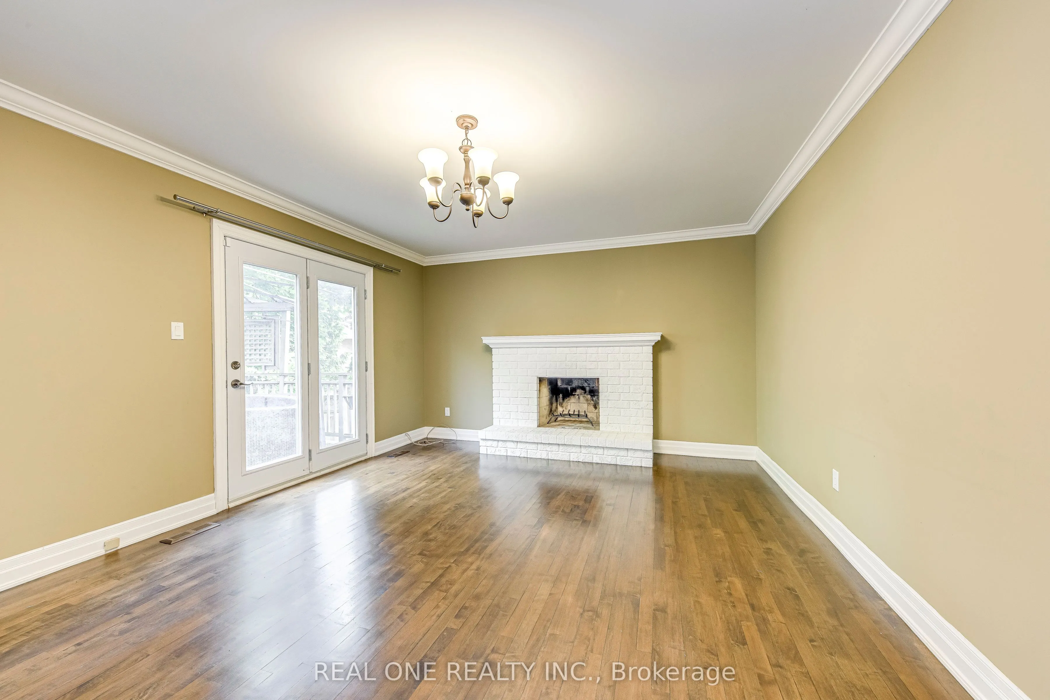 1236 Woodview Drive