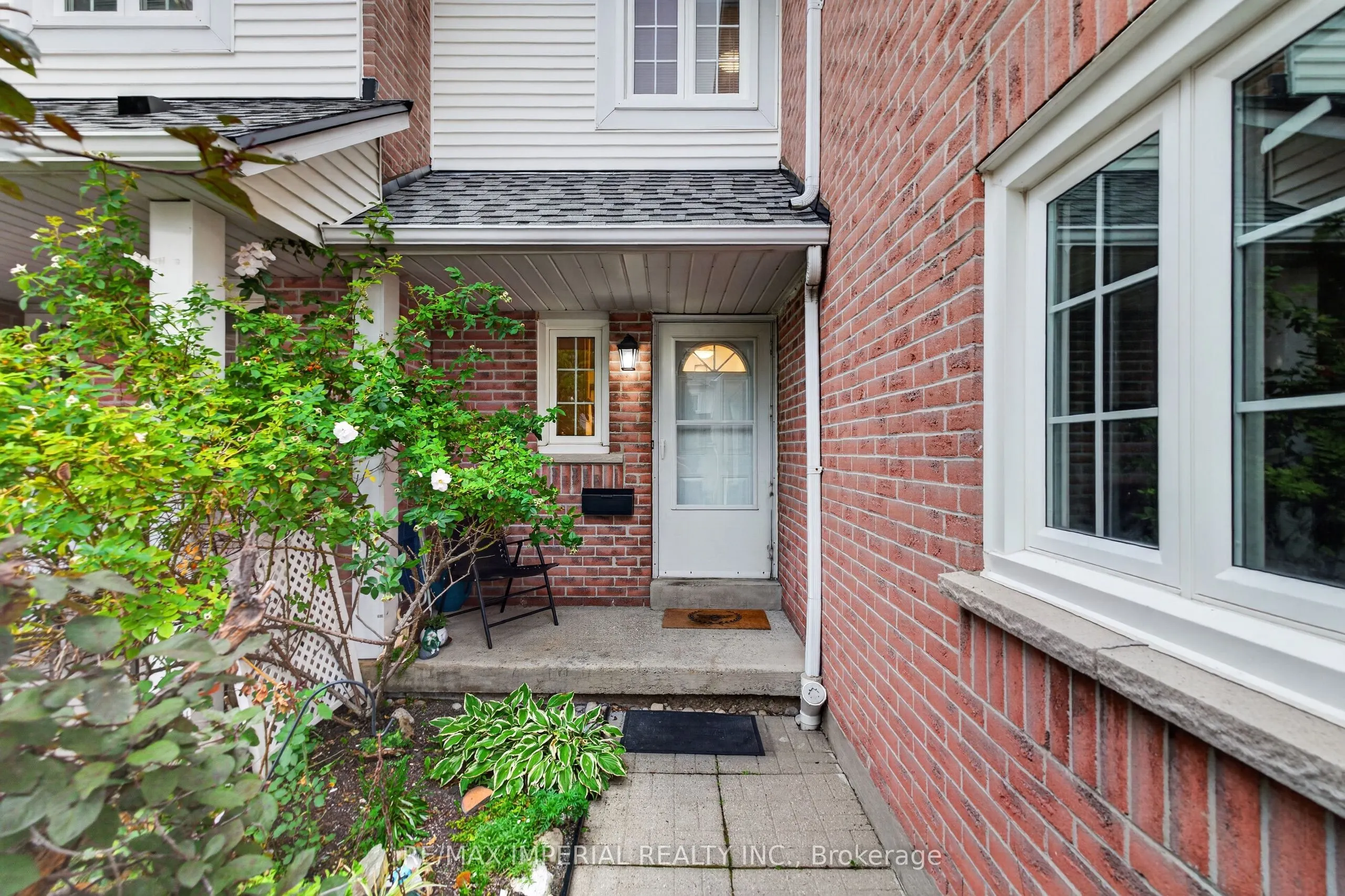 5205 Glen Erin Drive #26A
